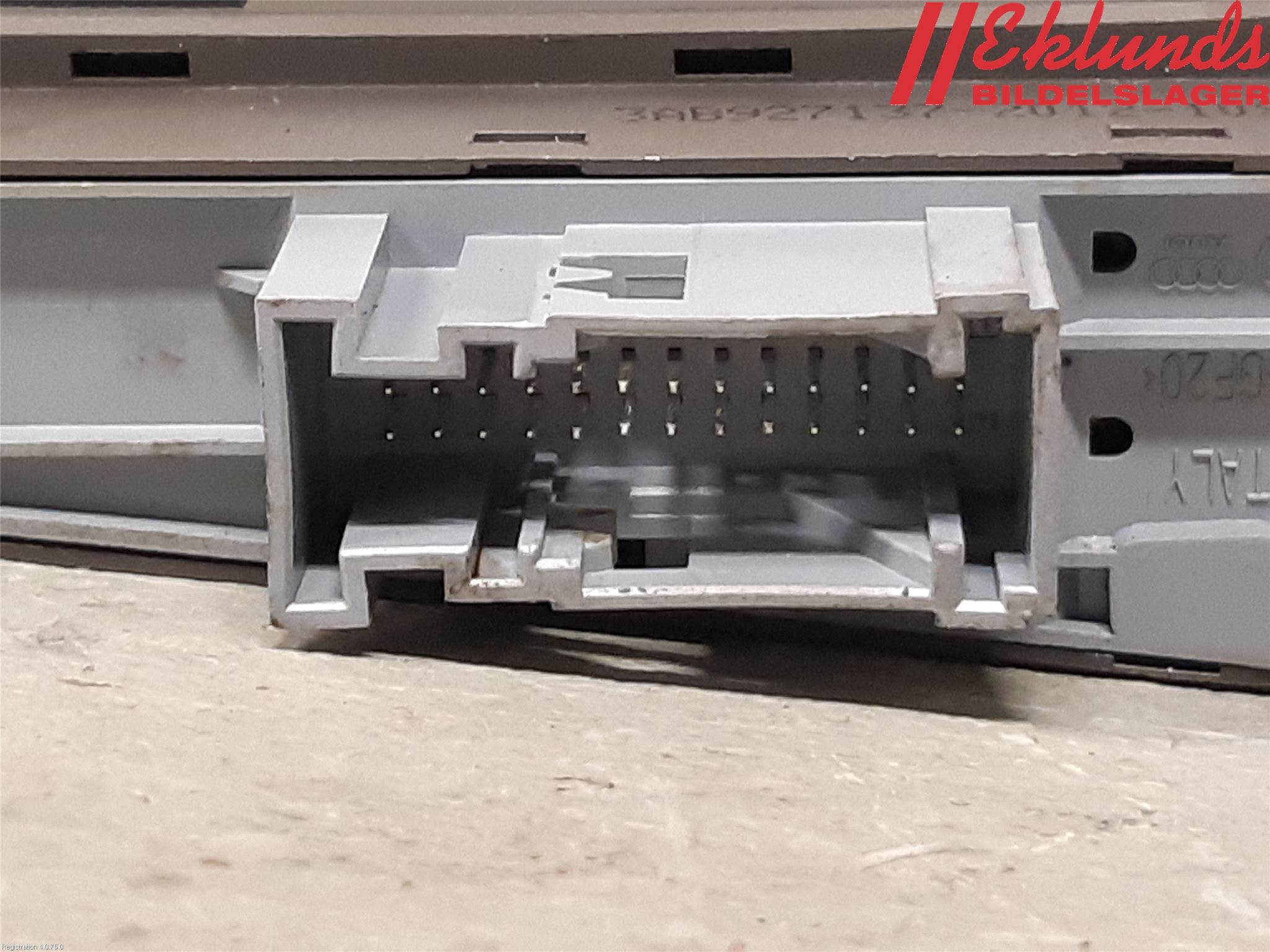 Volkswagen VW PASSAT 11-14 Strömställare Parkeringsbroms