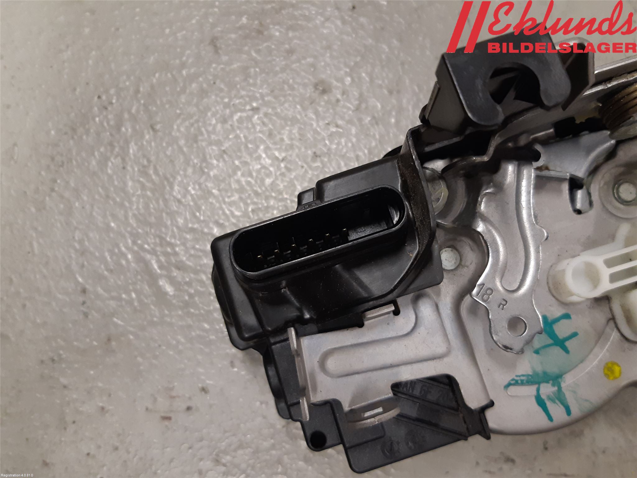 Volvo V40 12-19 Låskista-Dörrlås