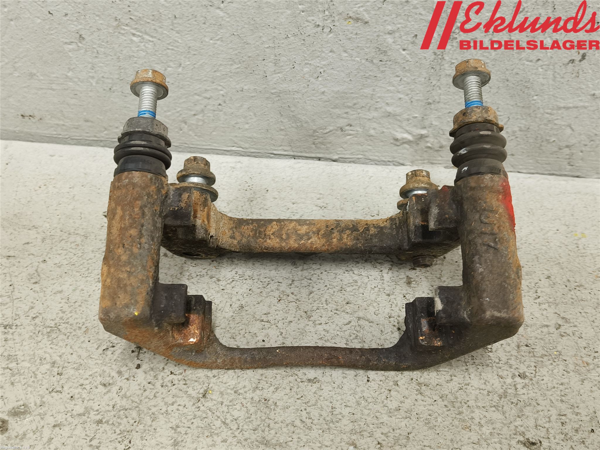 Toyota PROACE II 16- Bromsokshållare