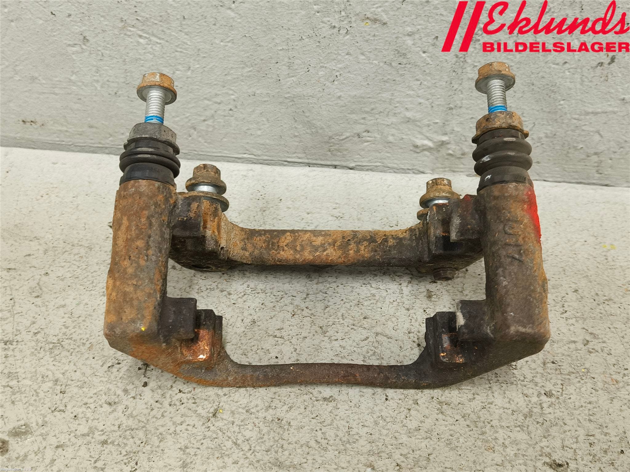 Toyota PROACE II 16- Bromsokshållare