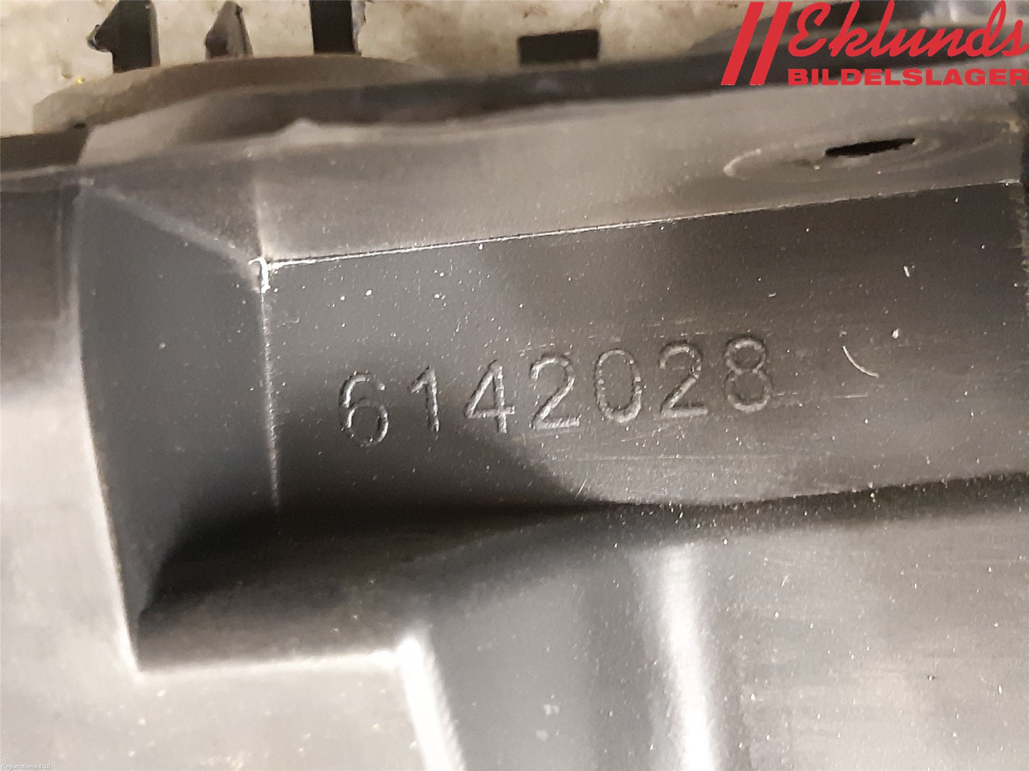 Peugeot 3008 17-24 Stötfångarfäste Bak Hö