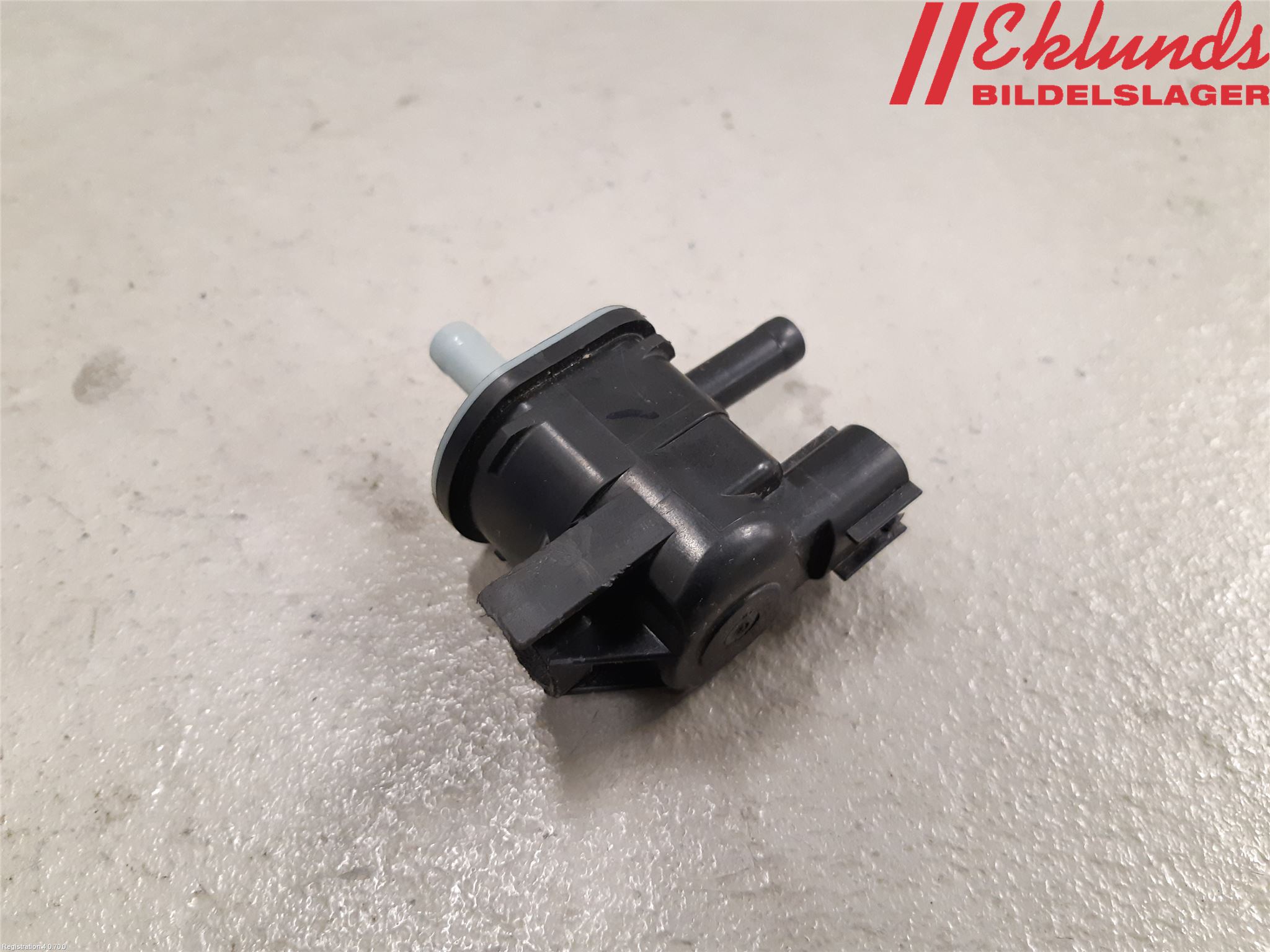 Toyota COROLLA 19- Vakuumventil