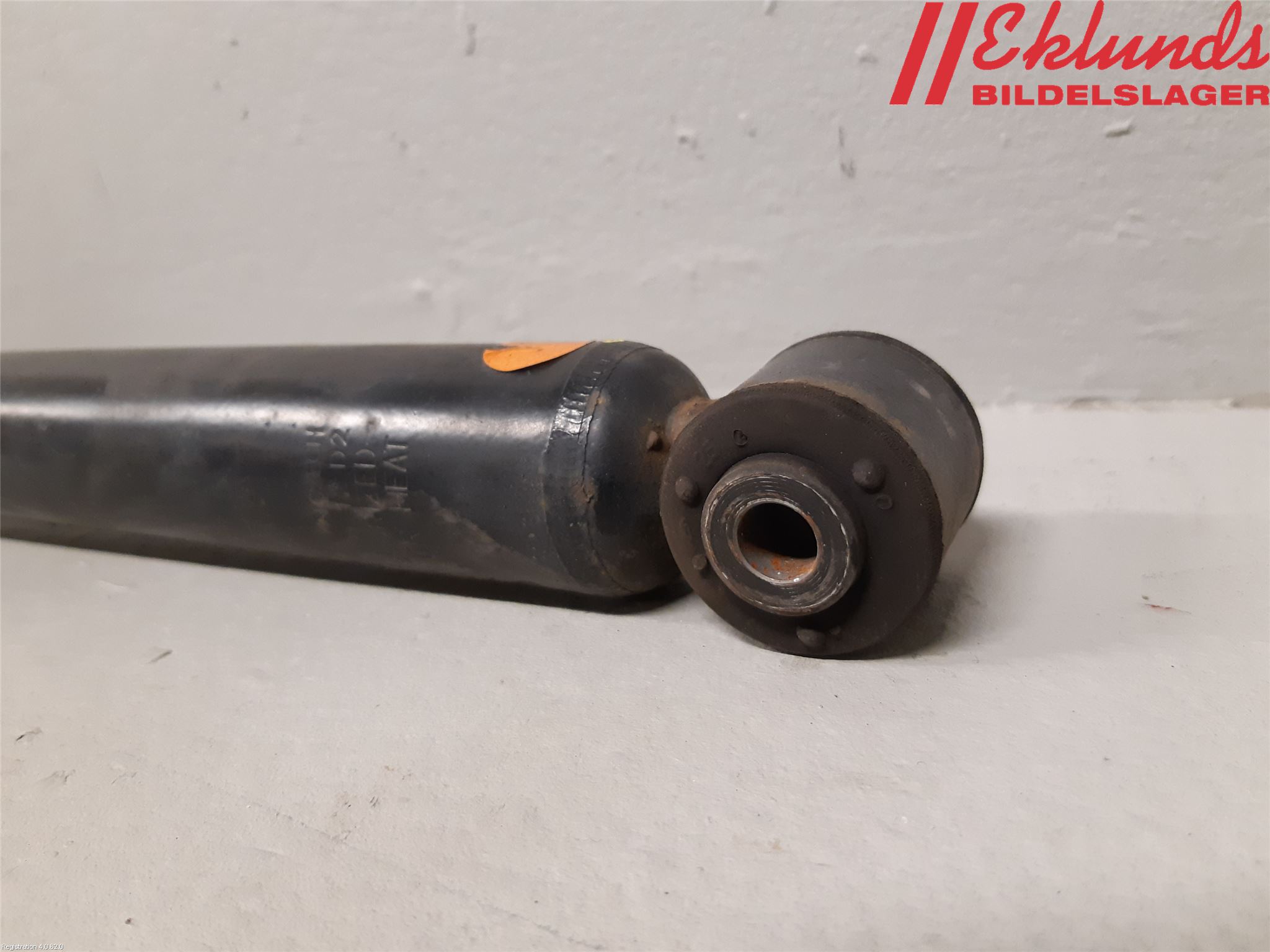 Toyota YARIS XP130 15-20 Stötdämpare Bak