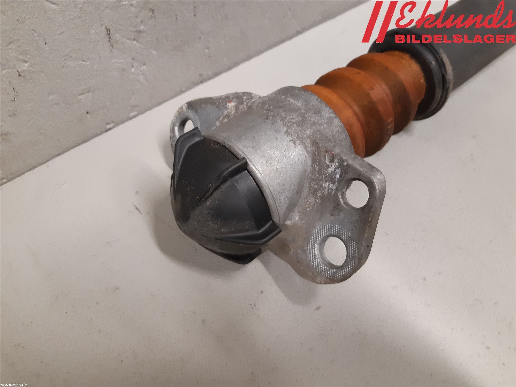 Volkswagen VW POLO 10-17 Stötdämpare Bak