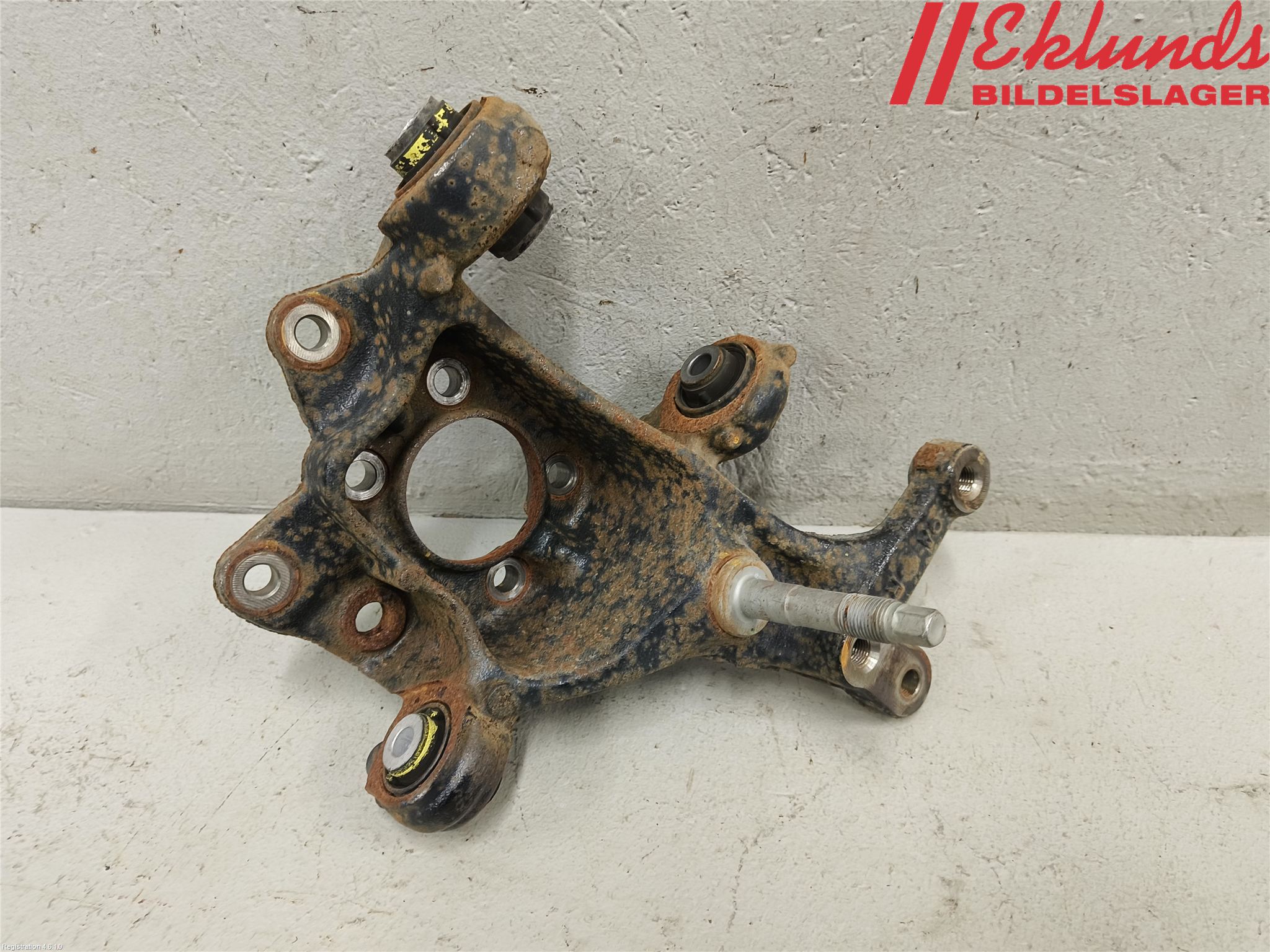 Toyota RAV4 19- Styrspindel Lagerhus Hö