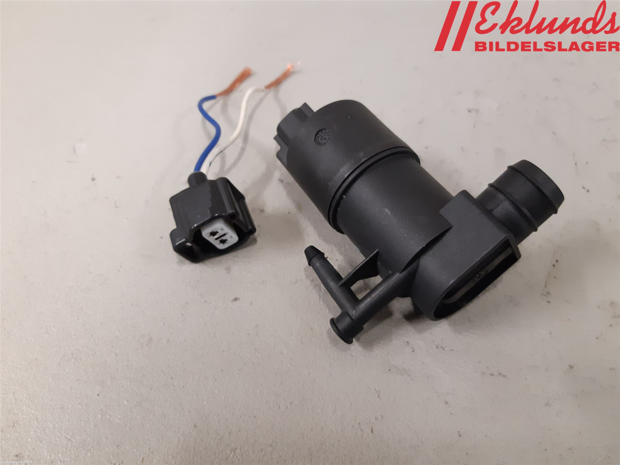 Toyota YARIS XP130 15-20 Spolarpump Baklucka