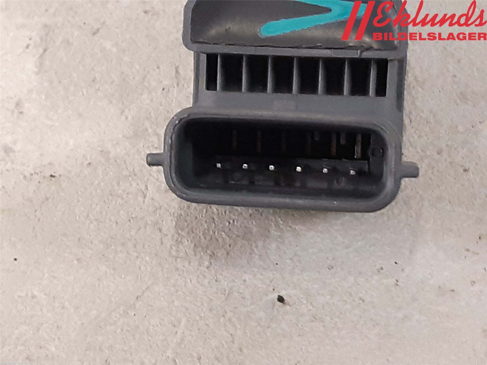 Kia SORENTO 15-20 Parkeringshjälp Frontsensor