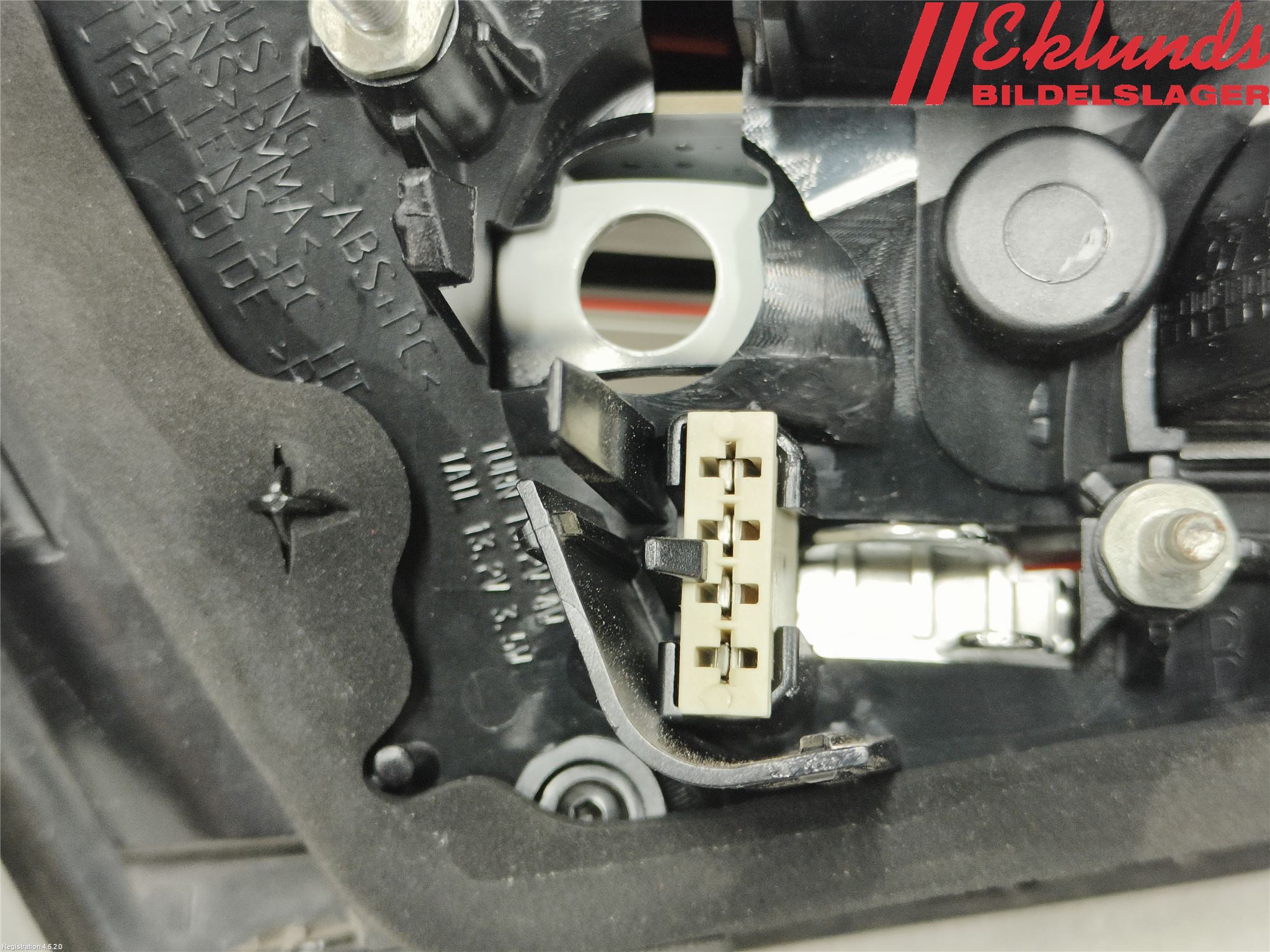 Audi A3/S3 8V 13-20 Bakljus Lucka Hö