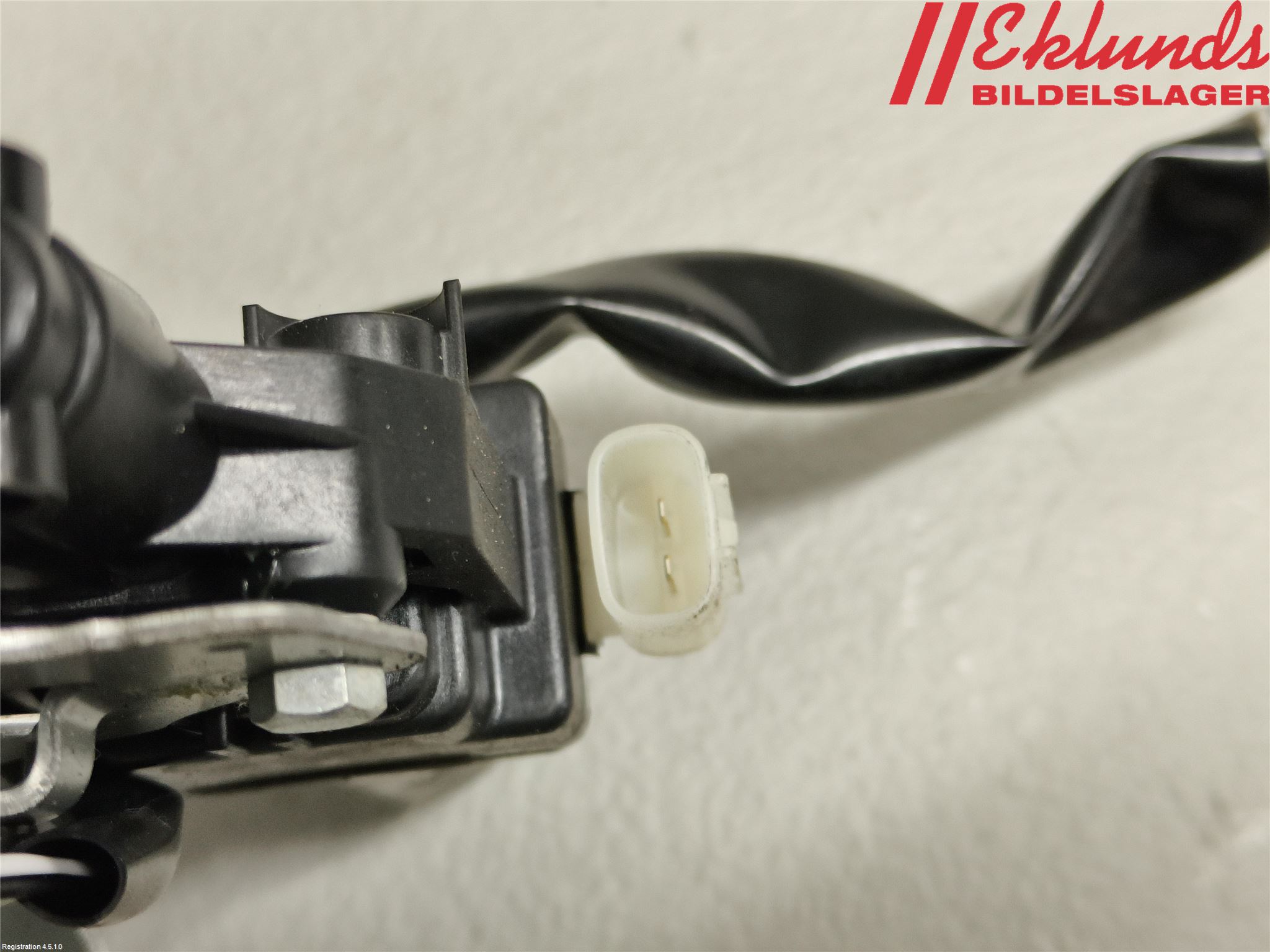 Toyota COROLLA 19- Låskista Baklucka