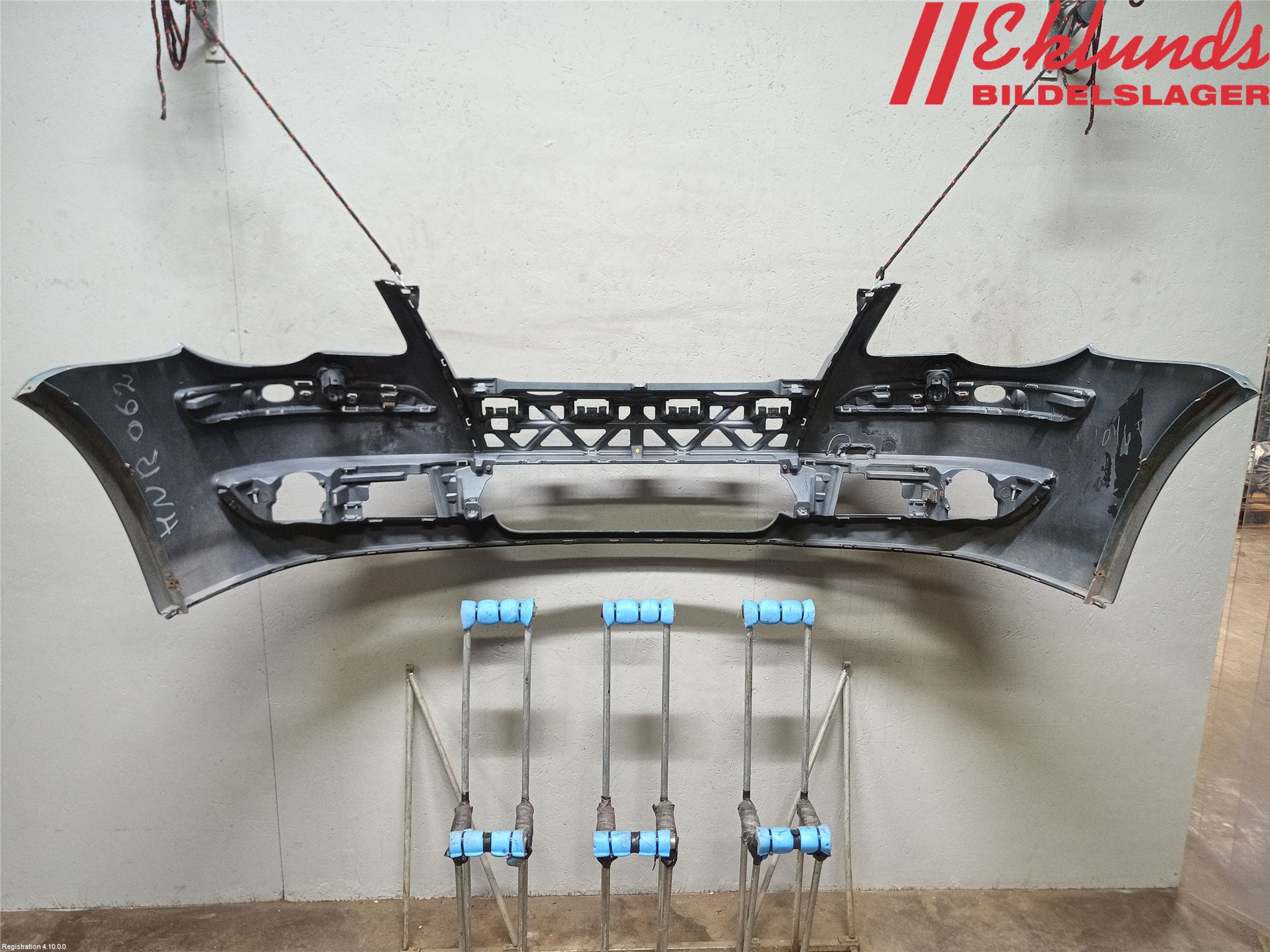 Volkswagen VW TOURAN 03-10 Stötfångarbeklädnad Fram
