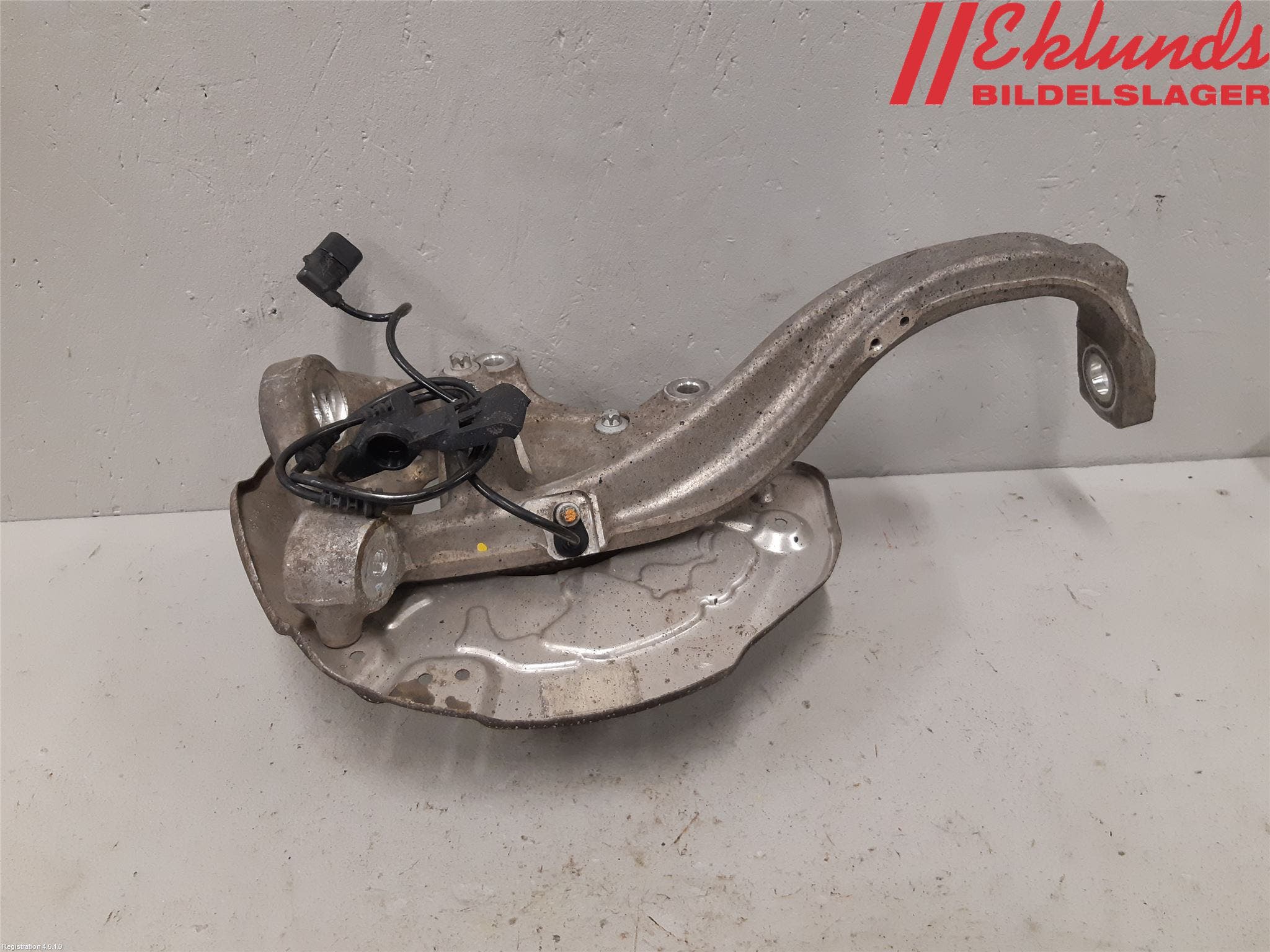 Mercedes-Benz MB C-KLASS (W205) 14-21 Styrspindel Lagerhus Vä