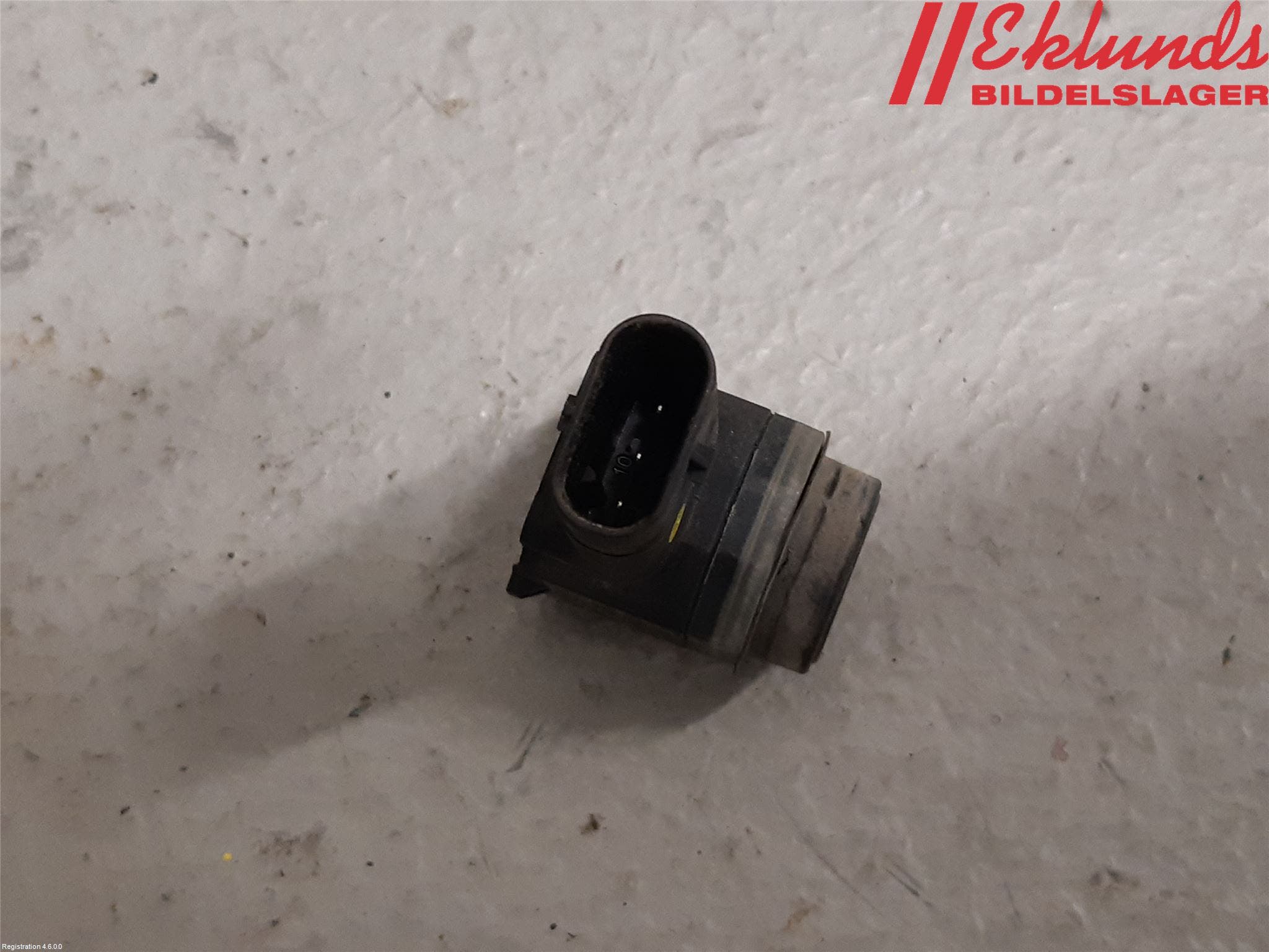 Volvo V40 CROSS COUNTRY 13-19 Parkeringshjälp Backsensor