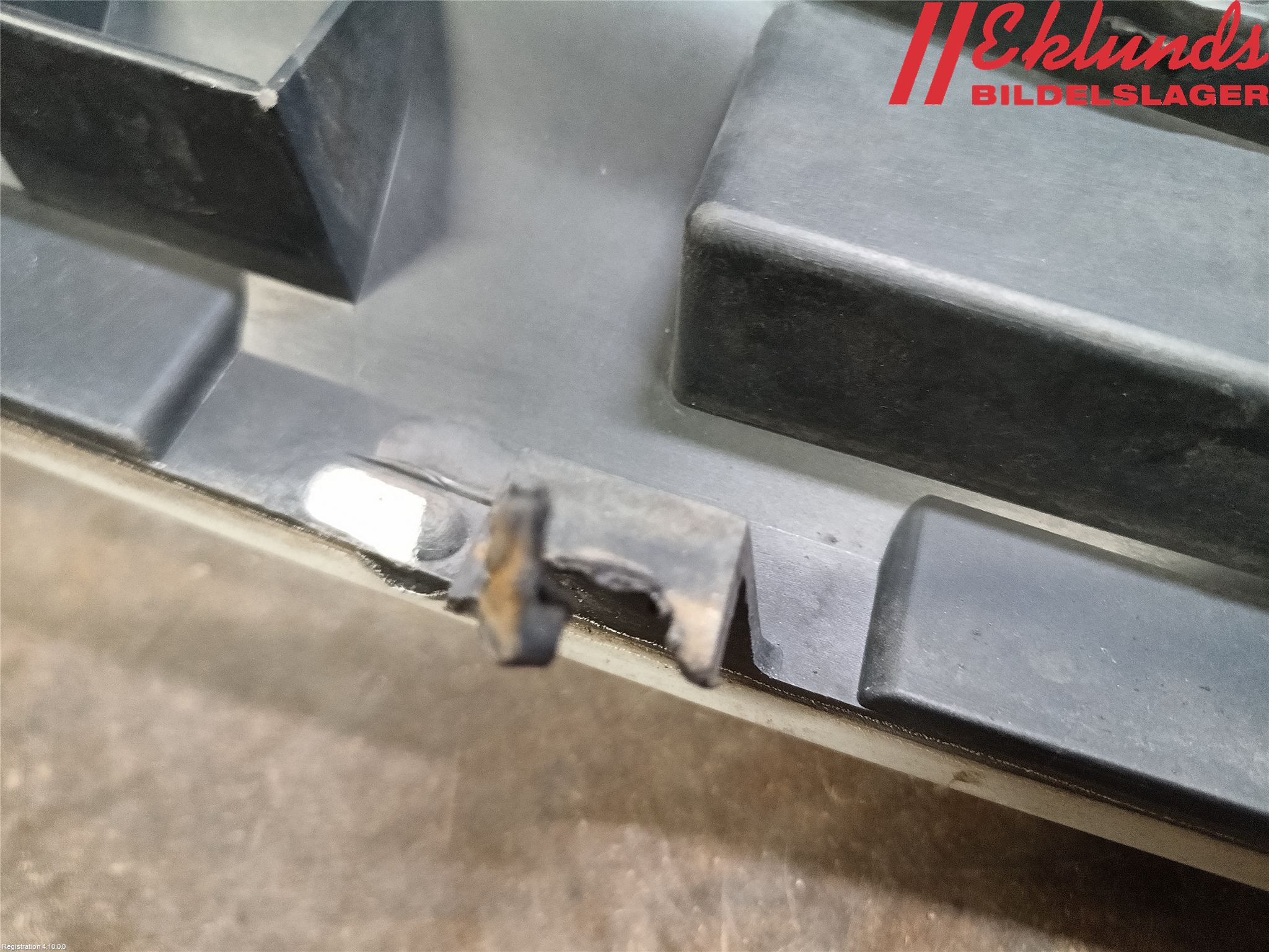 Opel VIVARO 01-14 Grill Komp