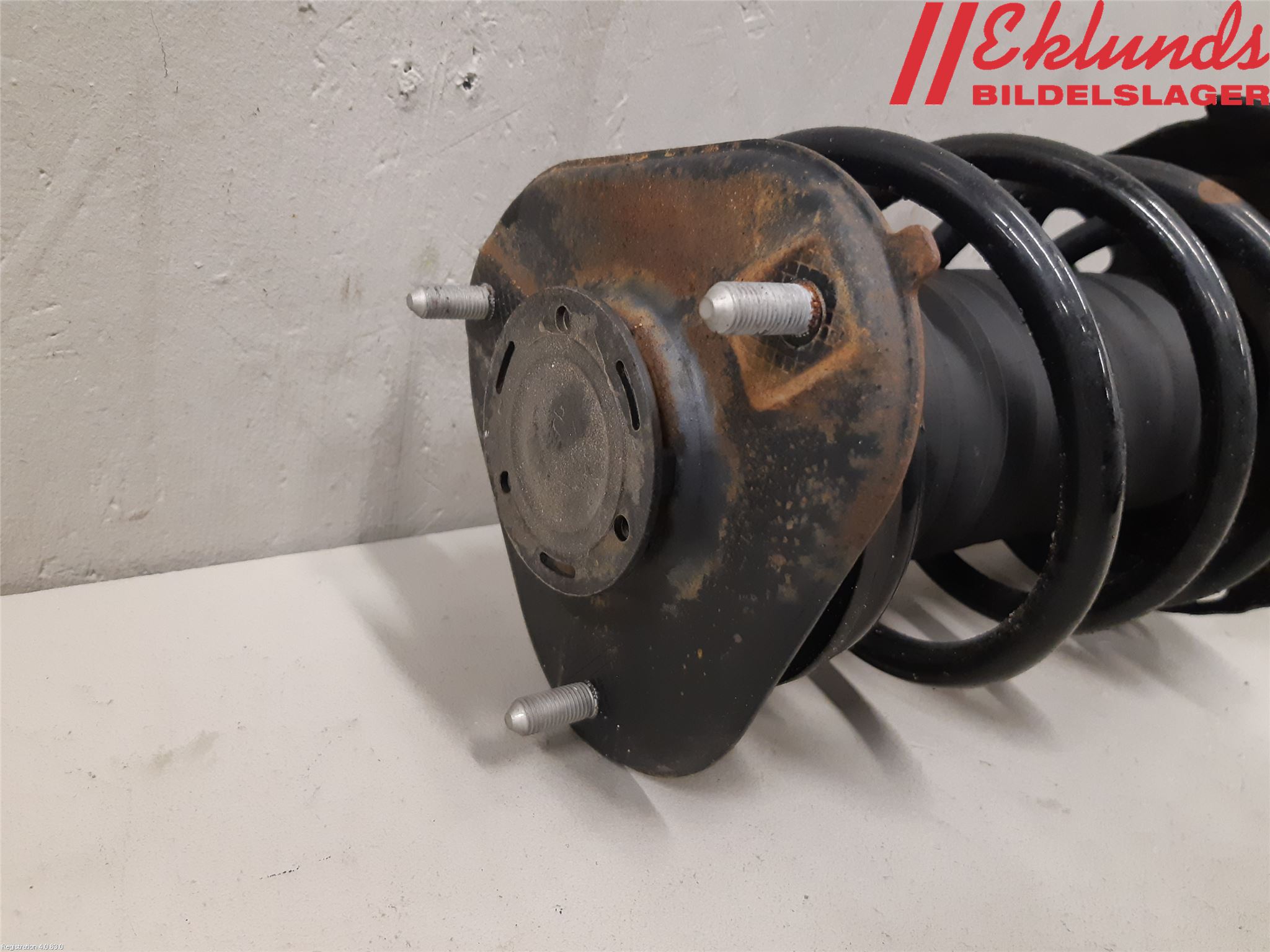 Toyota COROLLA 19- Fjäderben Fram Vänster