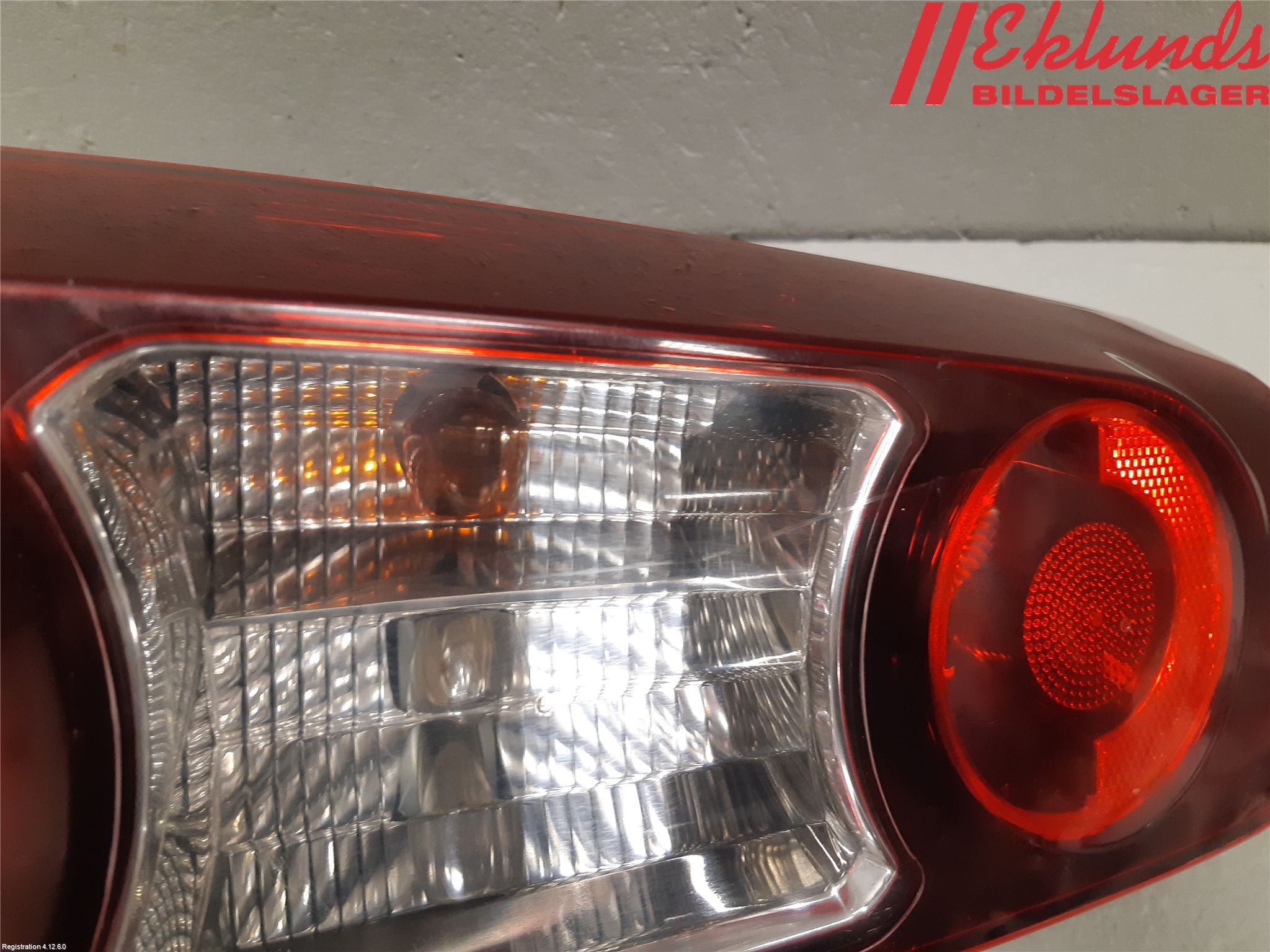 Peugeot PARTNER 16-18 Bakljus Vänster