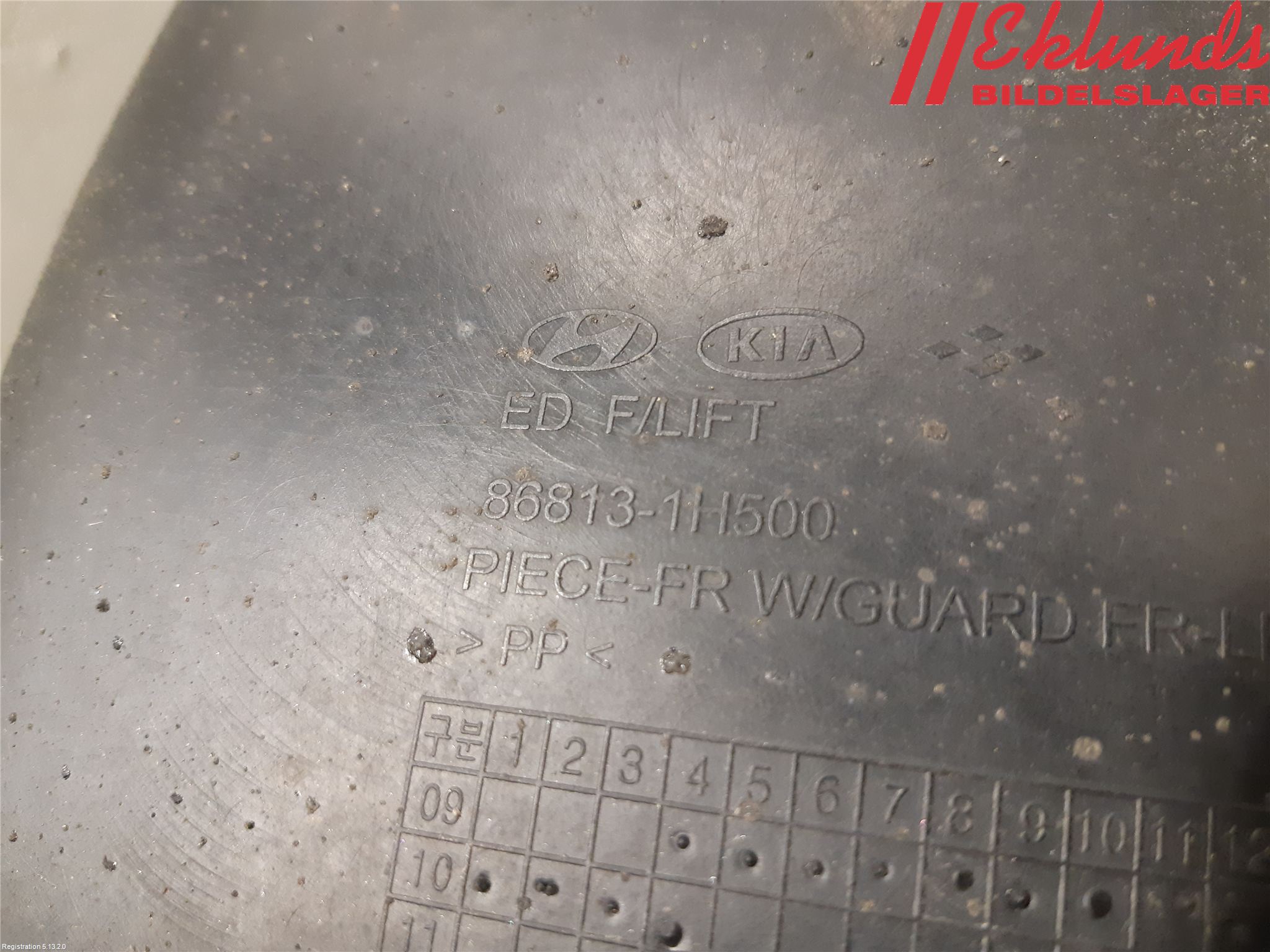 Kia CEED 06-12 Skärm Inner