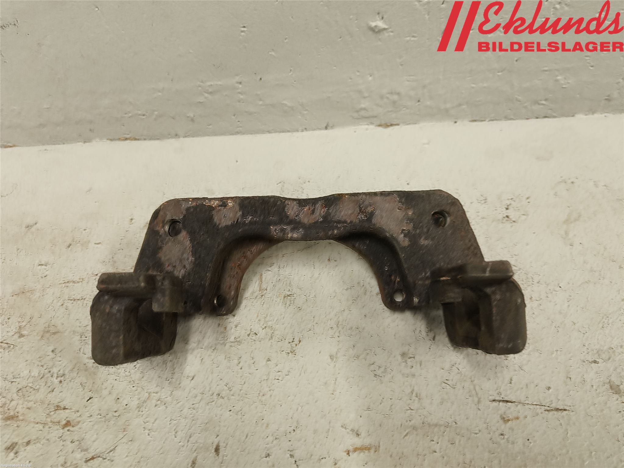 Peugeot 3008 17-24 Bromsokshållare