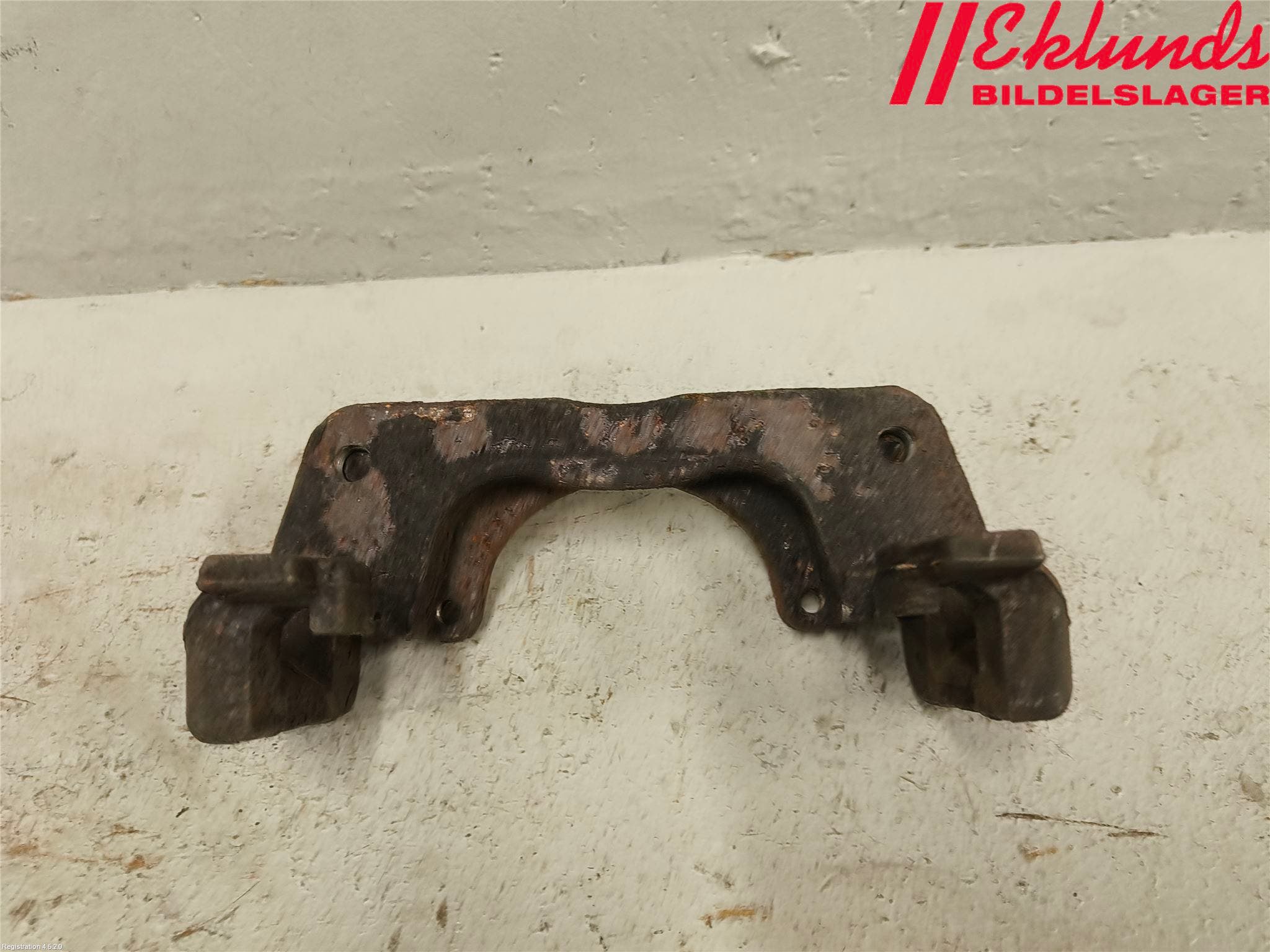 Peugeot 3008 17-24 Bromsokshållare