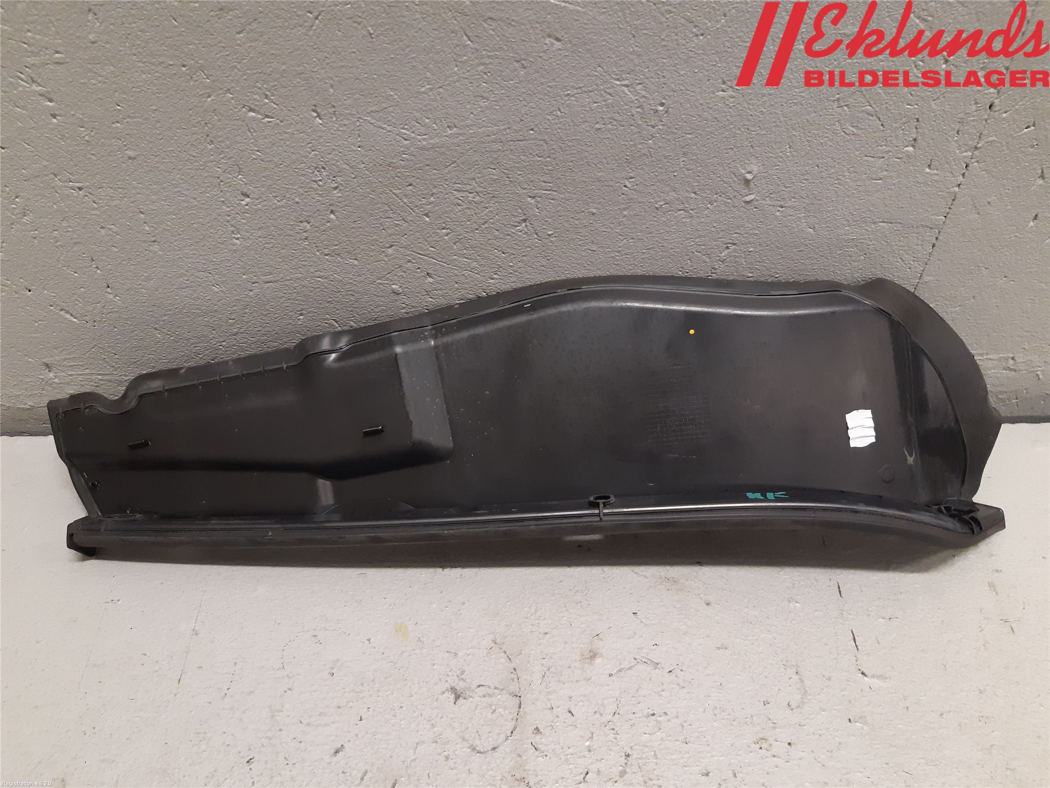 BMW X1 F48 15-22 Front Övrigt