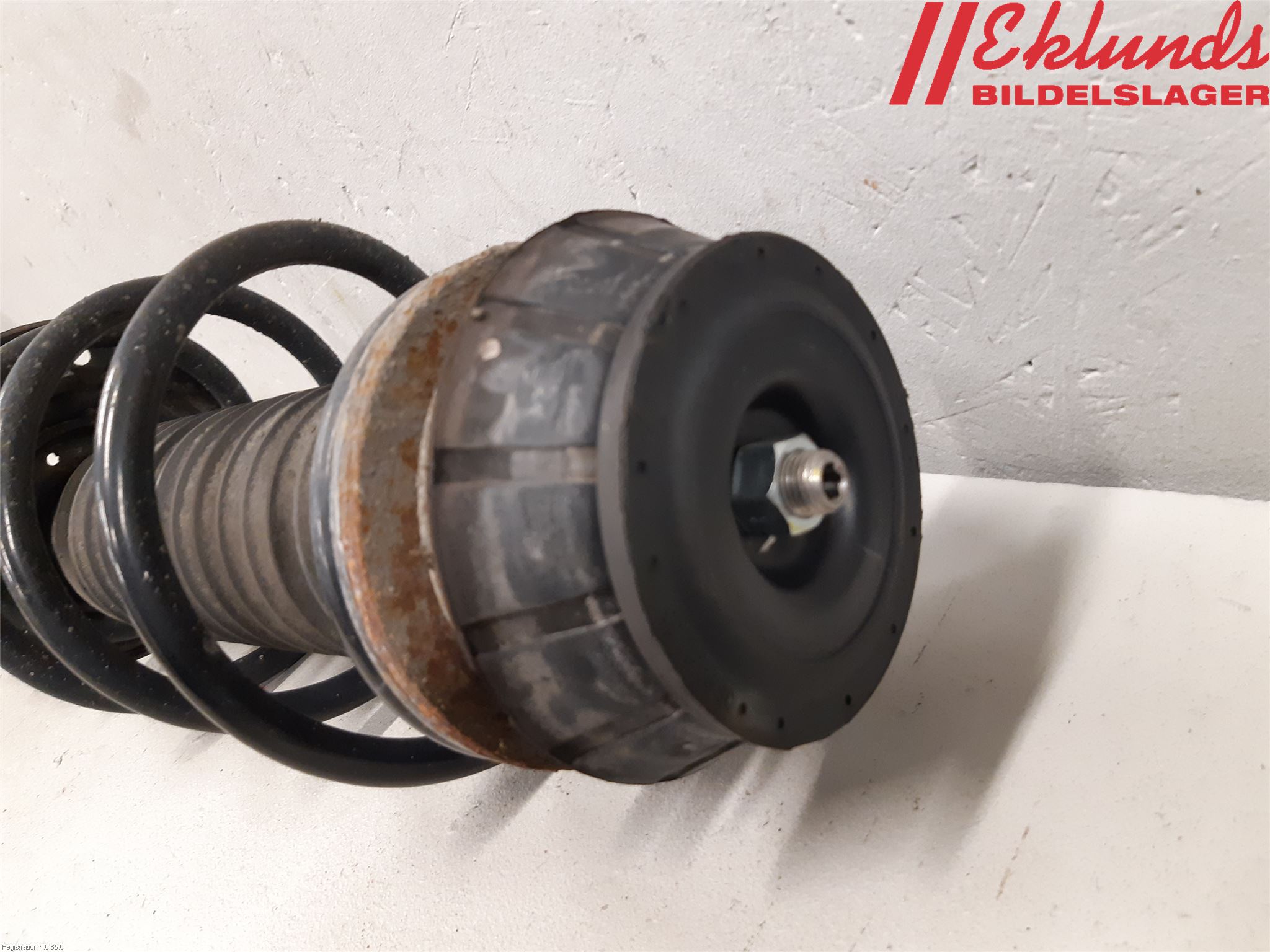 Suzuki VITARA 15- Fjäderben Fram Vänster