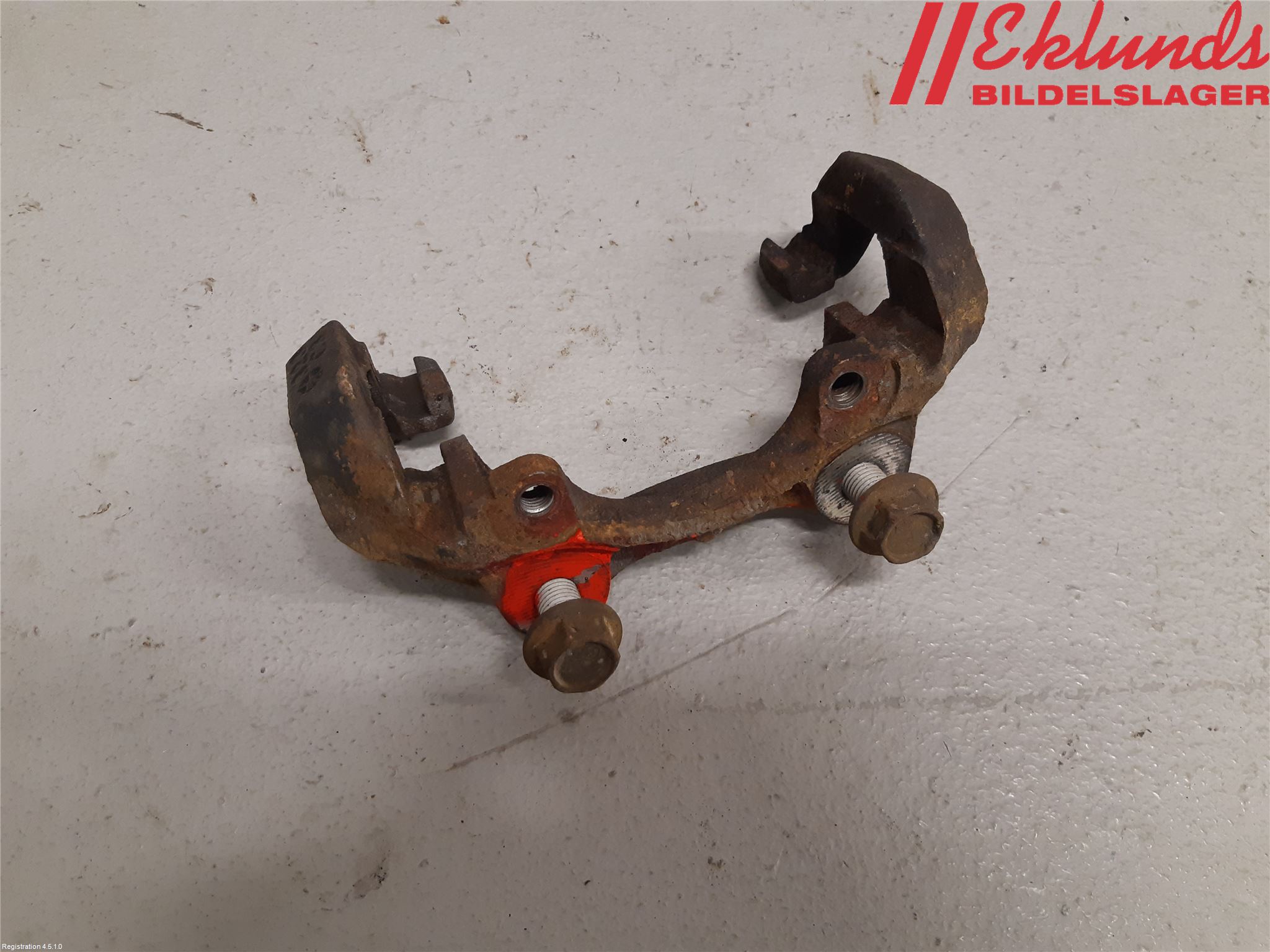 Dodge DURANGO Bromsokshållare