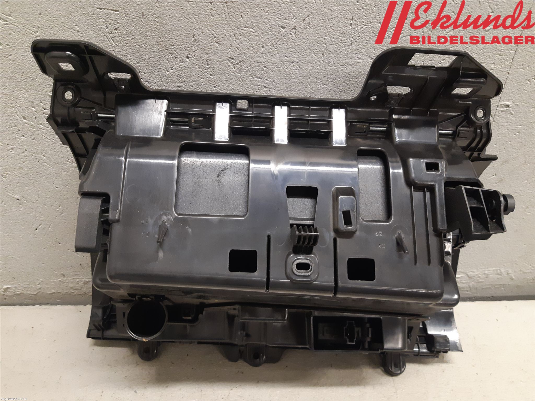 Volvo XC90/RECHARGE 16- Handskfack