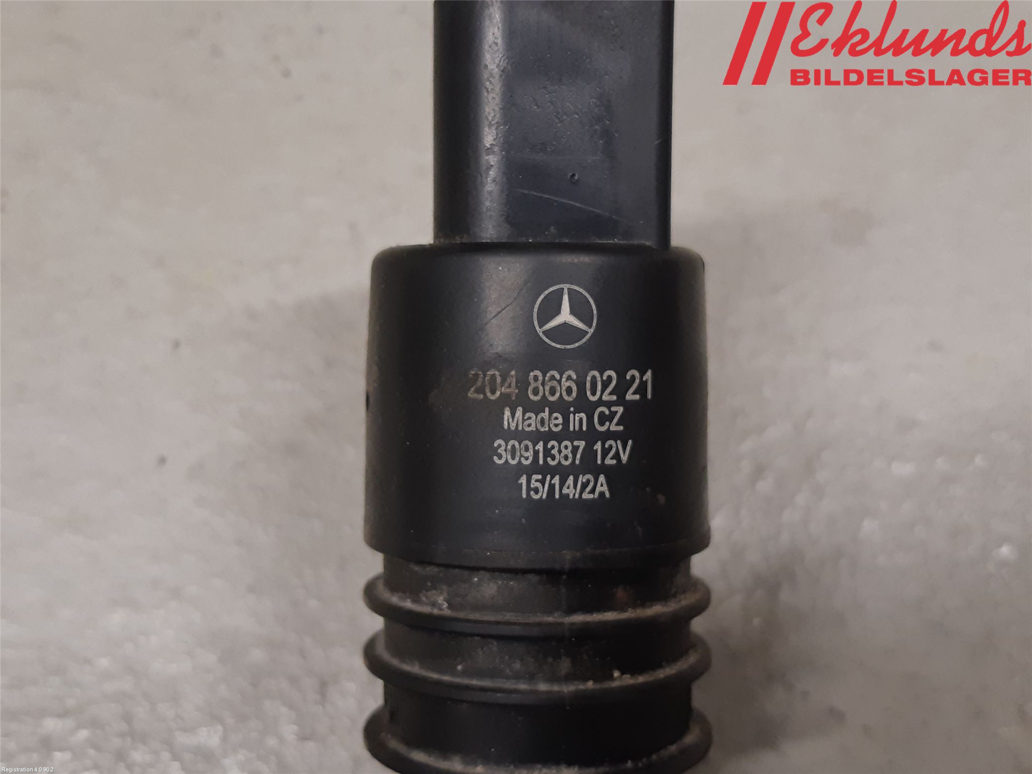 Mercedes-Benz MB E-KLASS (W212) 09-16 Spolarpump Vindruta