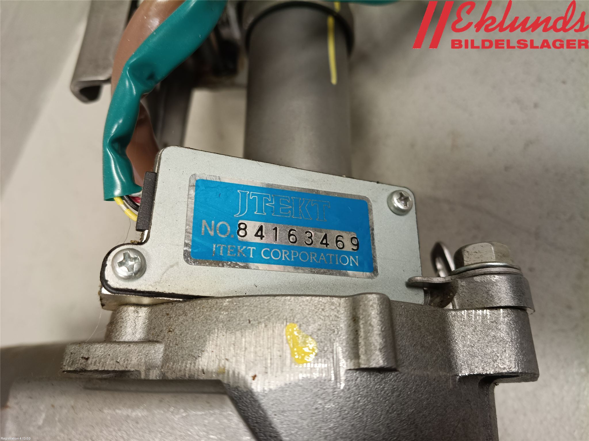 Toyota PRIUS NWH20 04-08 Rattaxelagg Med Inb Servo