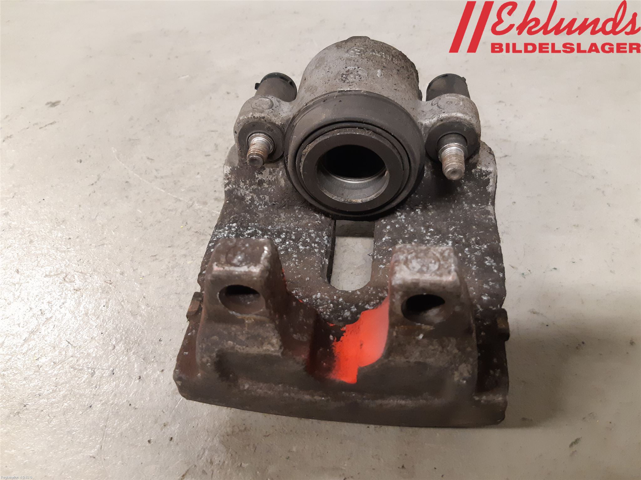 BMW X6 F16 14-19 Bromsok Bak Vänster