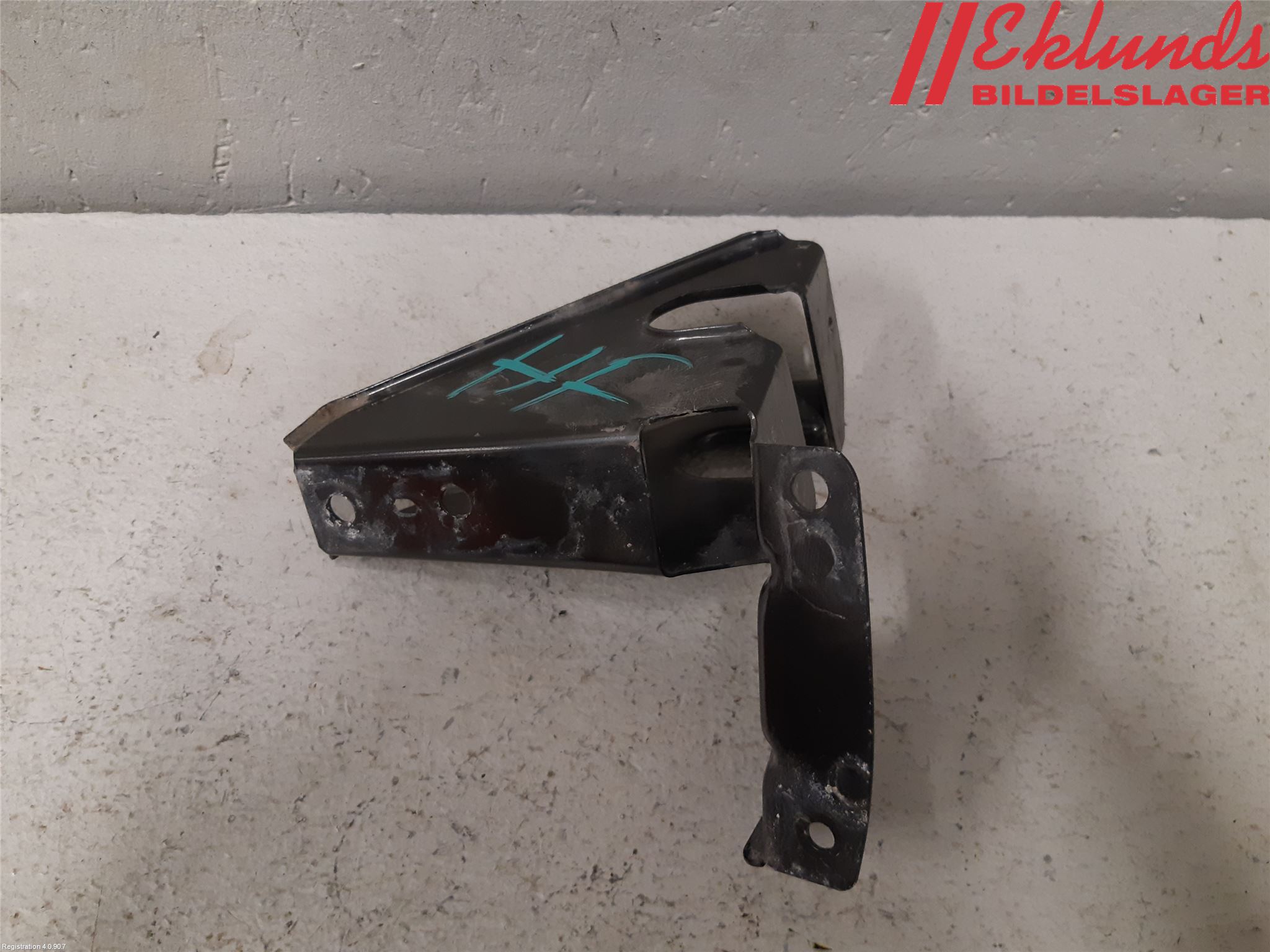 BMW 3 E90/91 SED/TOU 05-12 Frontplåt