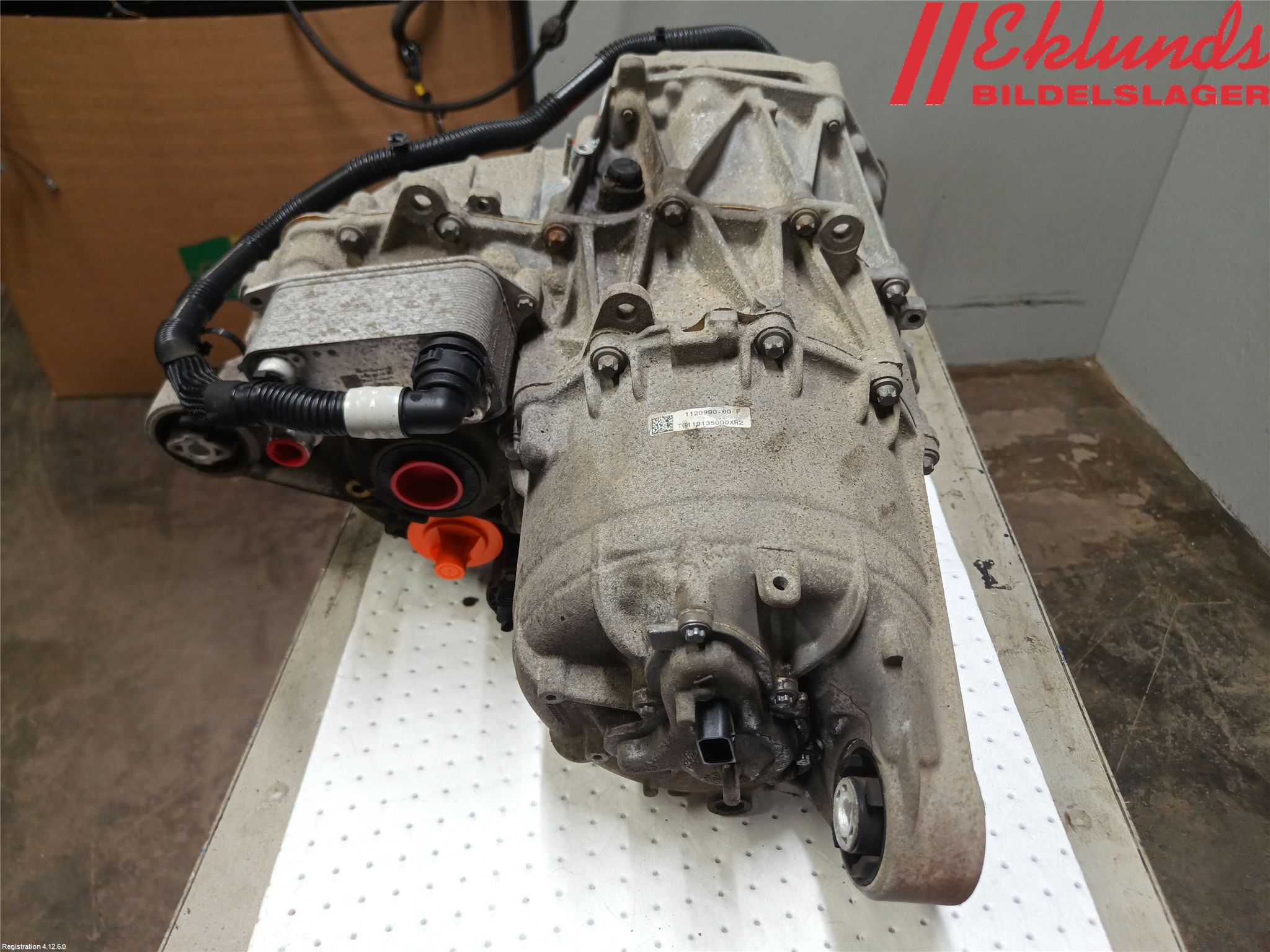 Tesla MODEL 3 17- Motor Elektrisk Bak