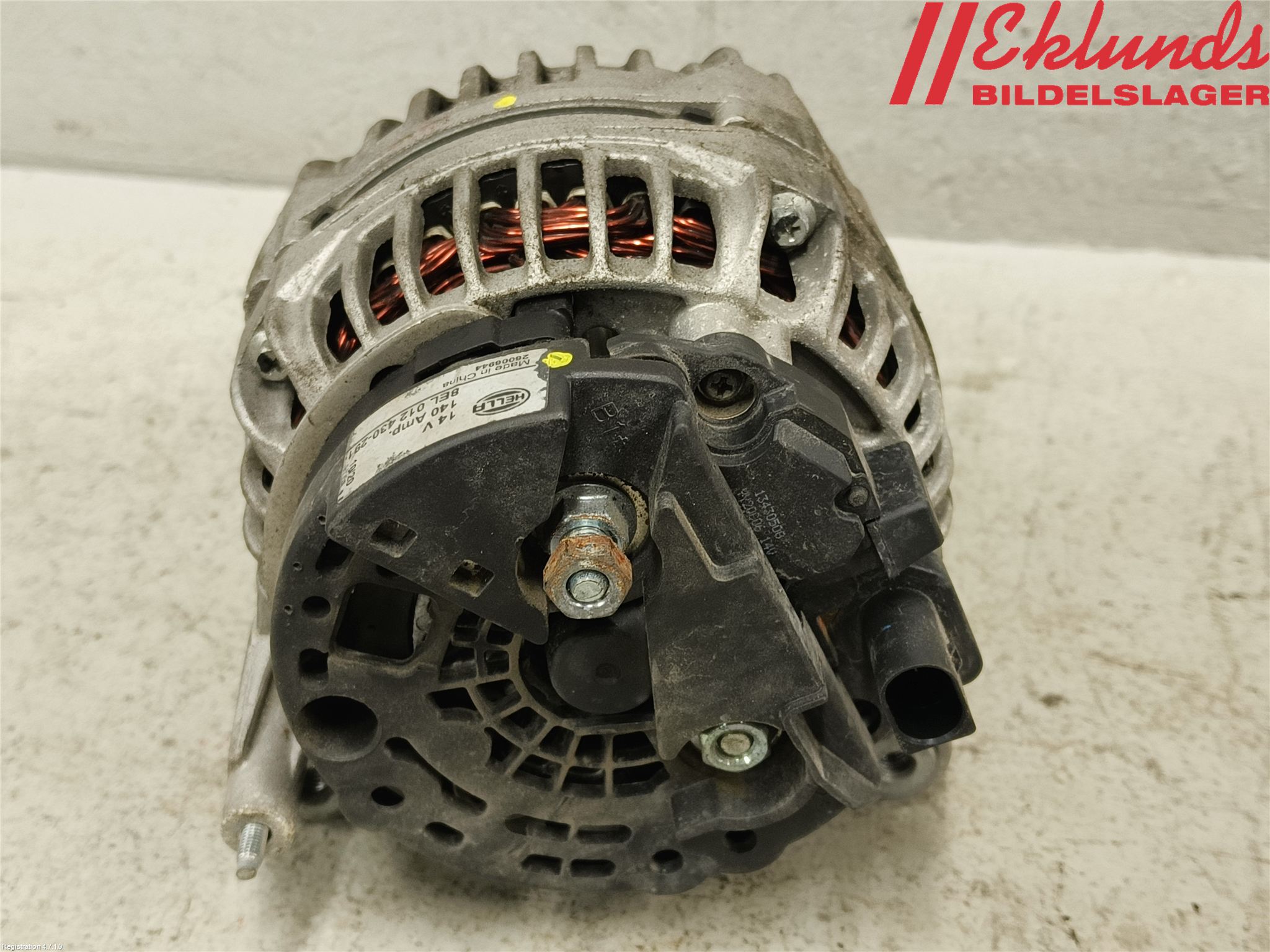 Volkswagen VW CADDY 11-15 Generator