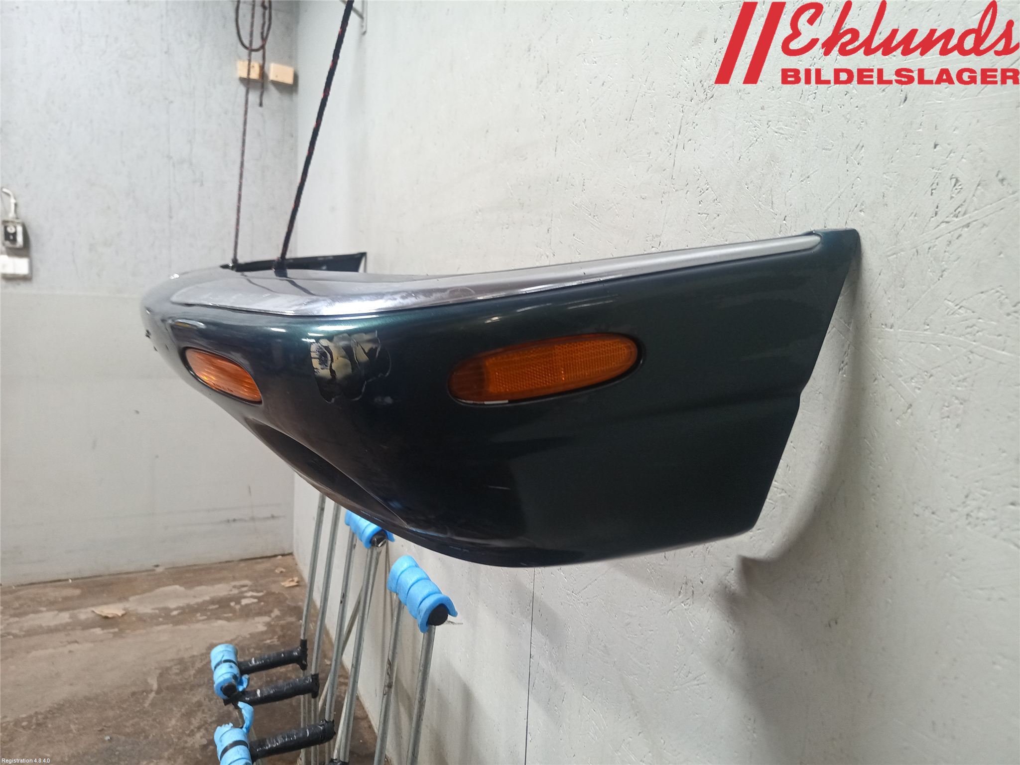 Jaguar XJ X308        98-02 Stötfångarbeklädnad Fram