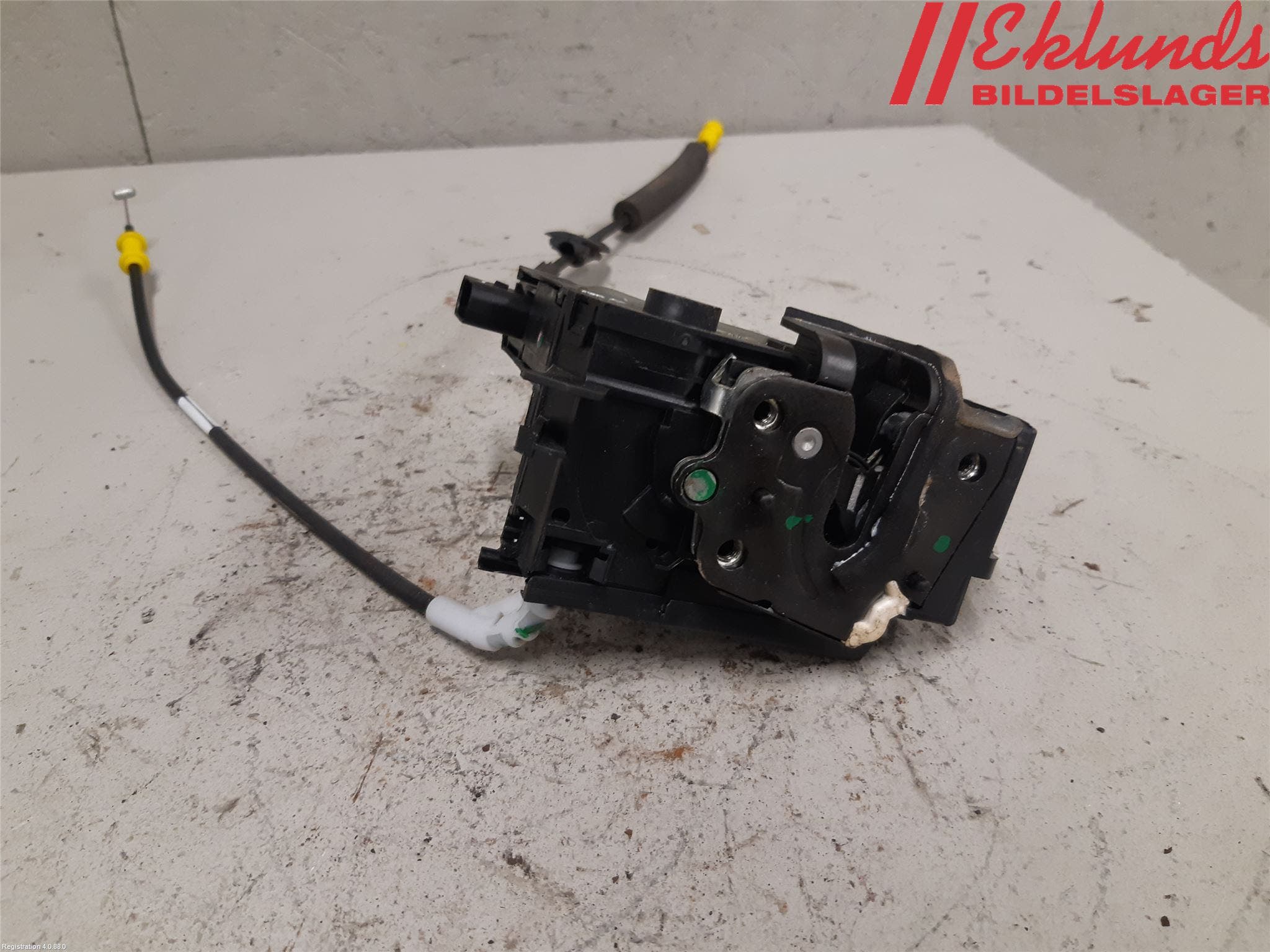 Peugeot 308 14-21 Låskista-Dörrlås