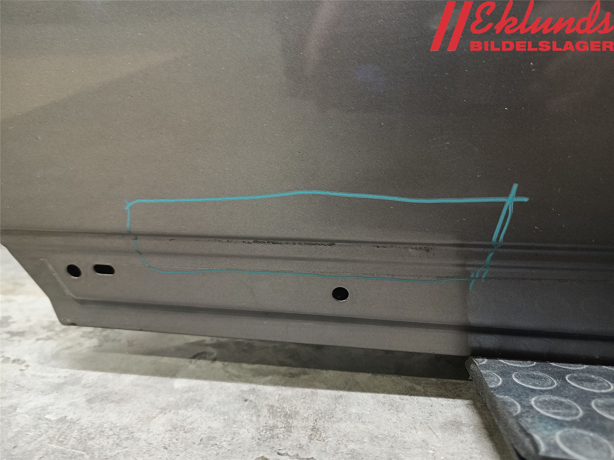 Volvo V70 08-13 Dörr Bak Vänster