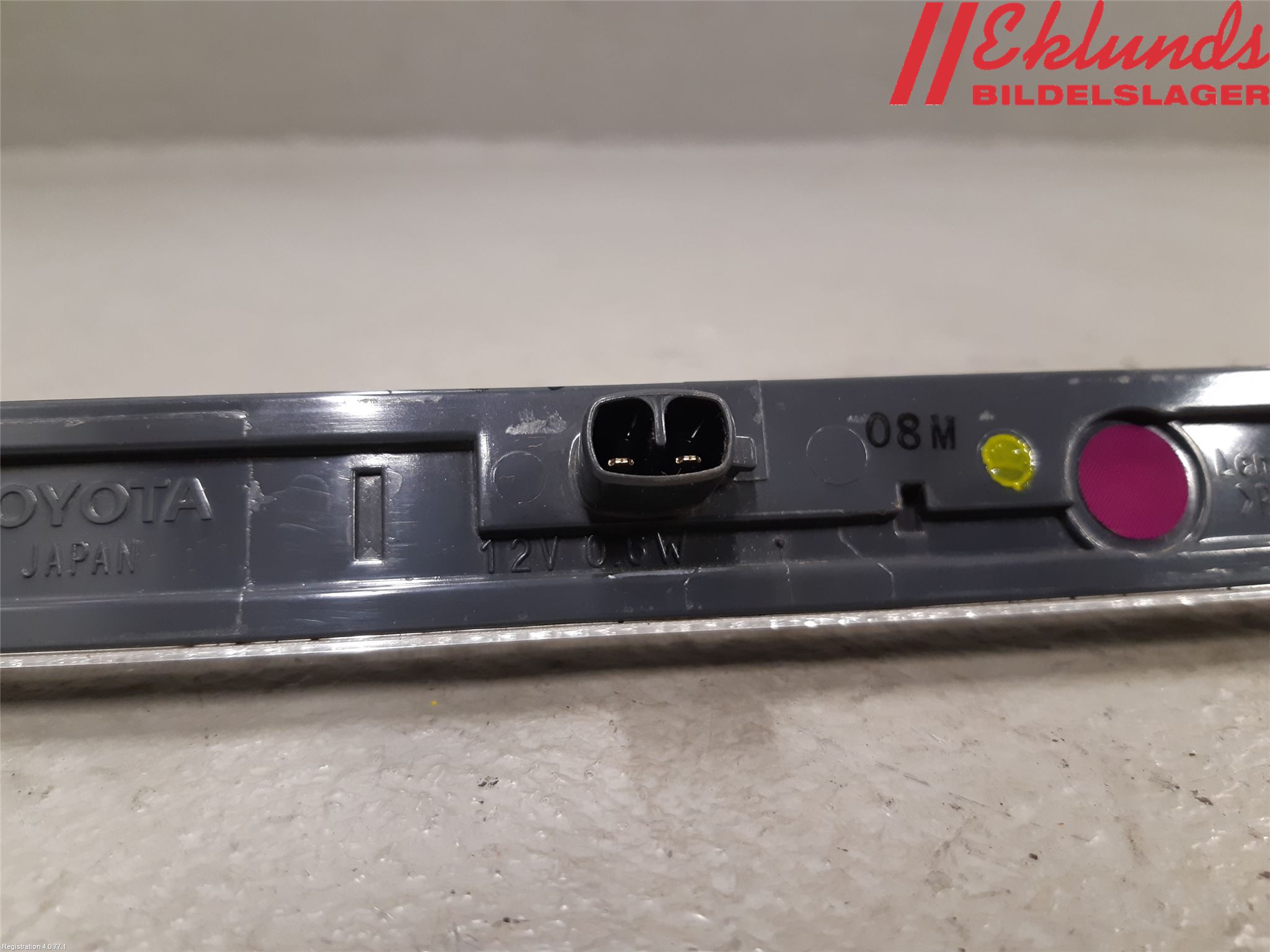 Toyota RAV4 19- Bromsljus Bakruta