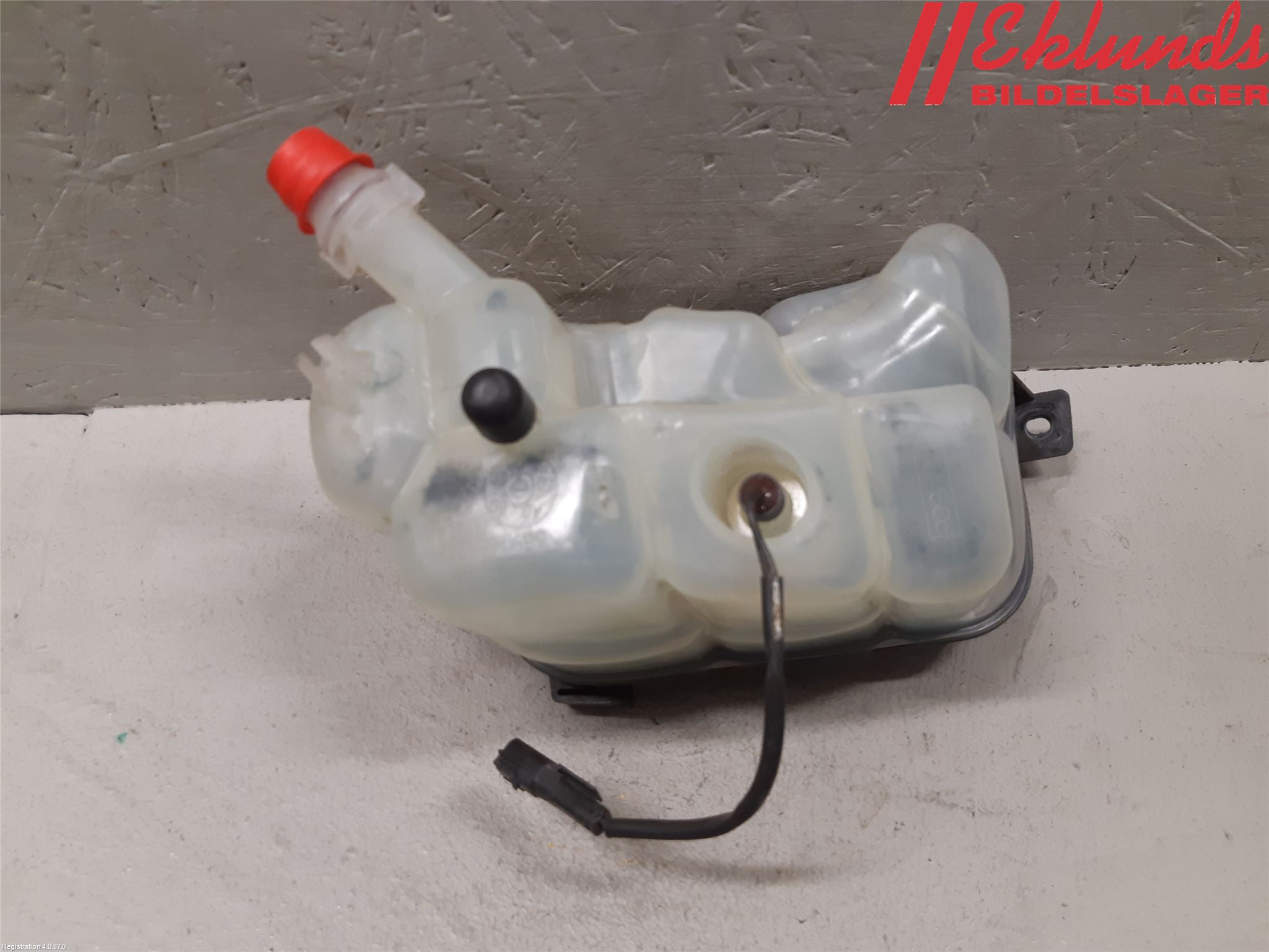 Volvo V70 08-13 Expansionstank