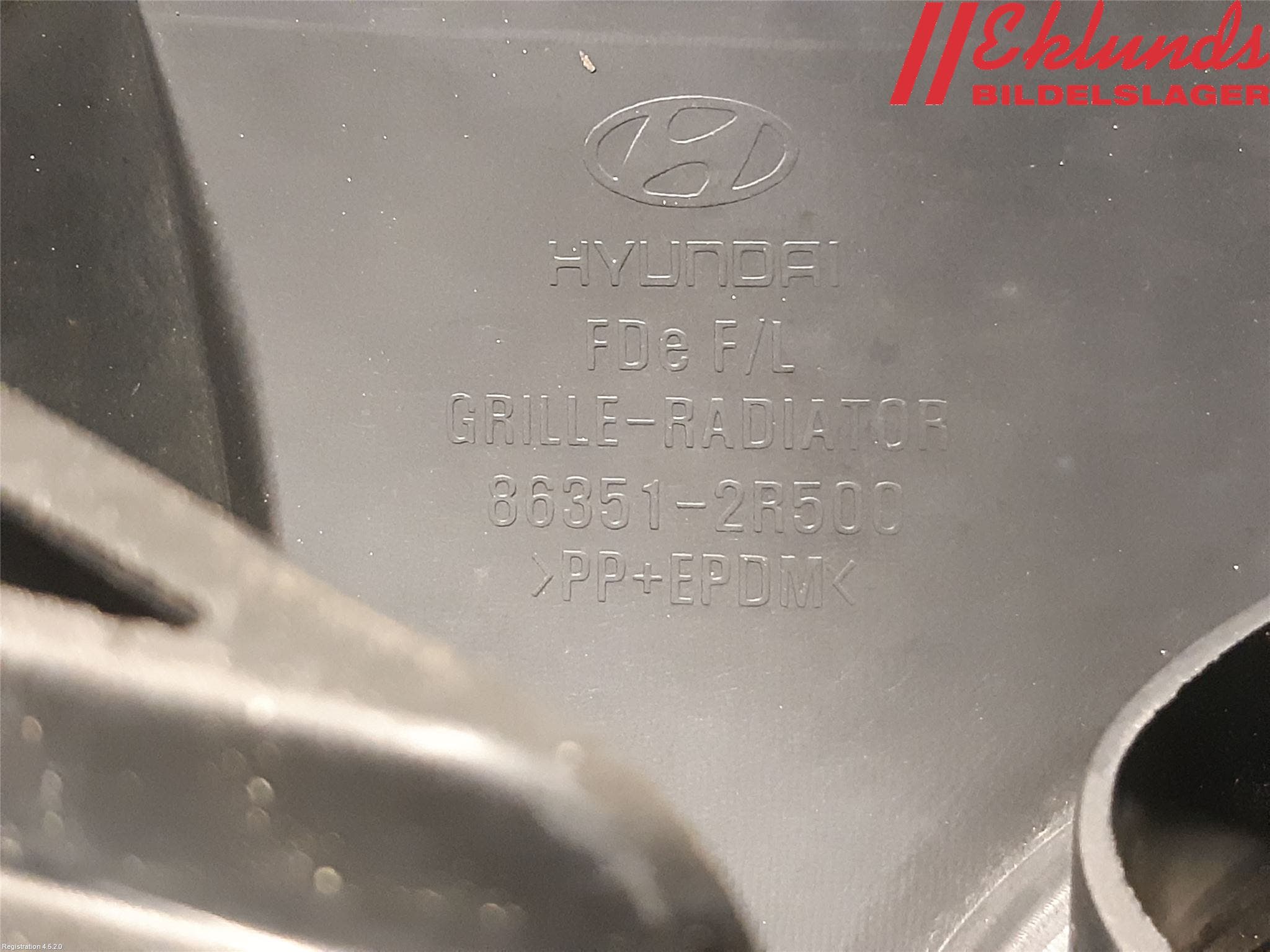 Hyundai i30 FD 07-12 Grill Komp