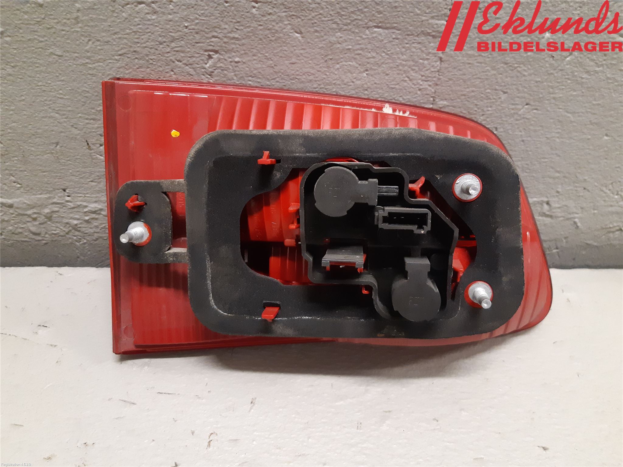 Saab 9-5     06-10 Bakljus Lucka Hö