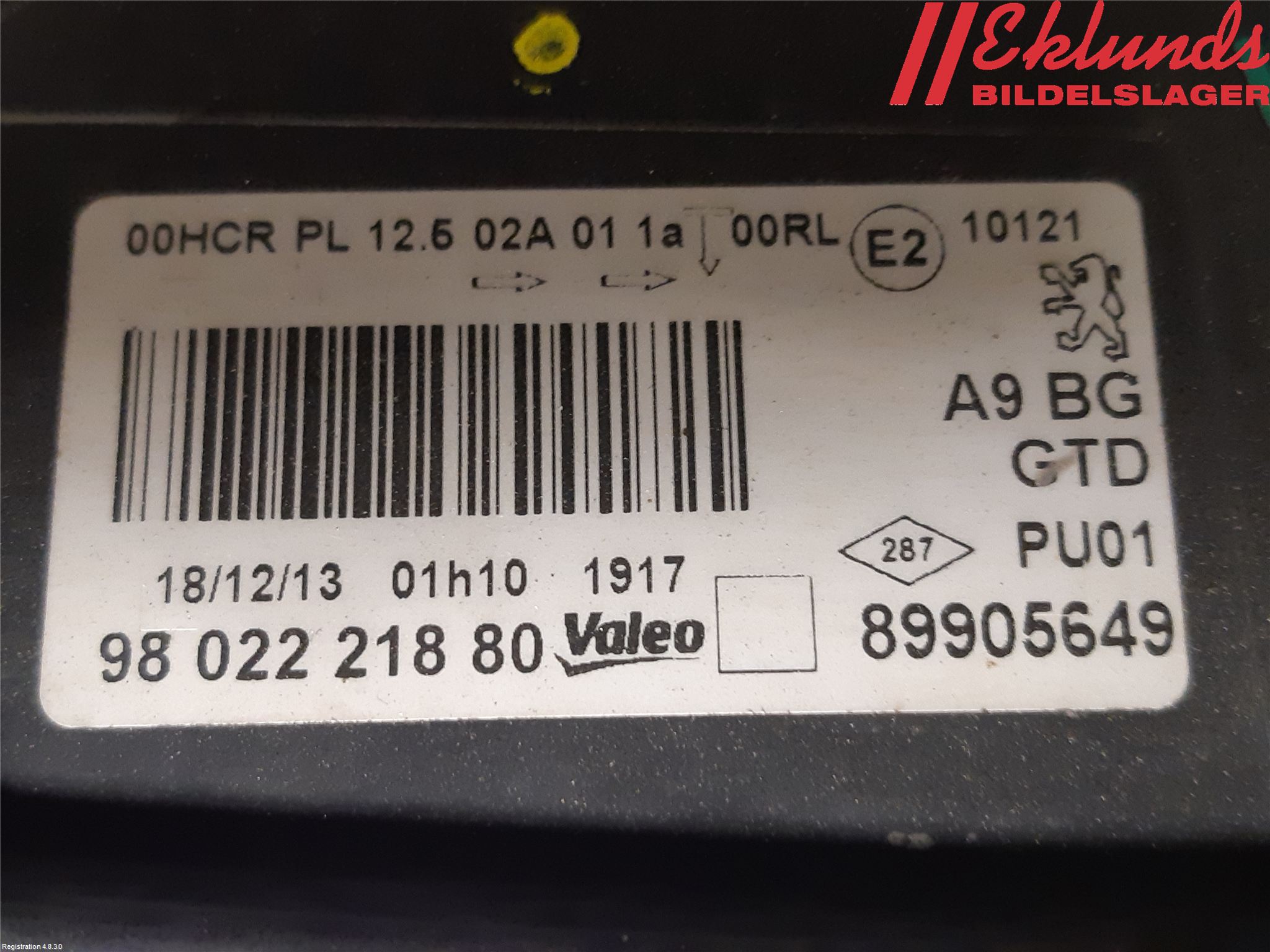 Peugeot 208 12-15 Strålkastare Vänster