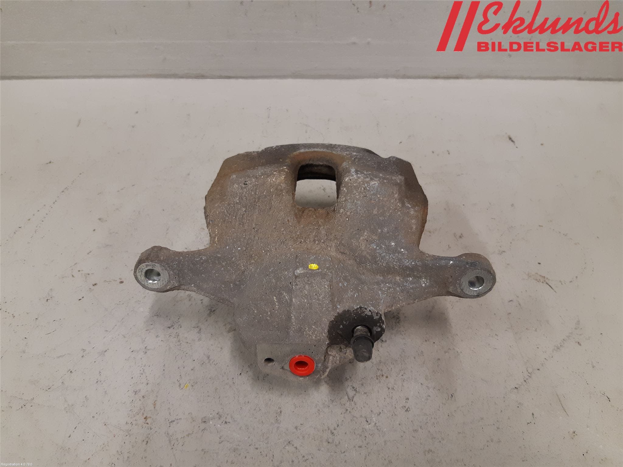 Toyota C-HR 16-23 Bromsok Fram Höger