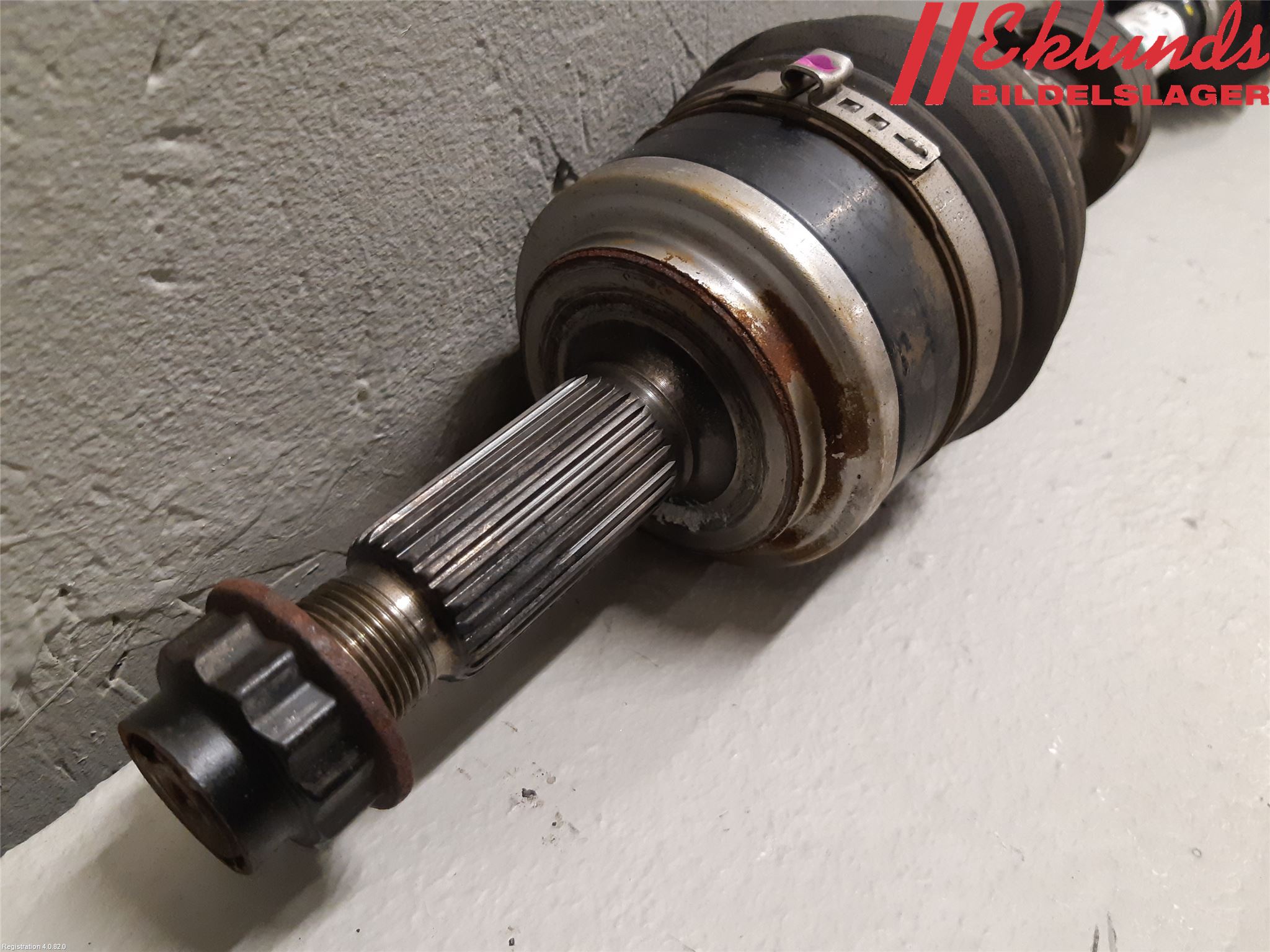 Toyota COROLLA 19- Drivaxel Fram Vänster