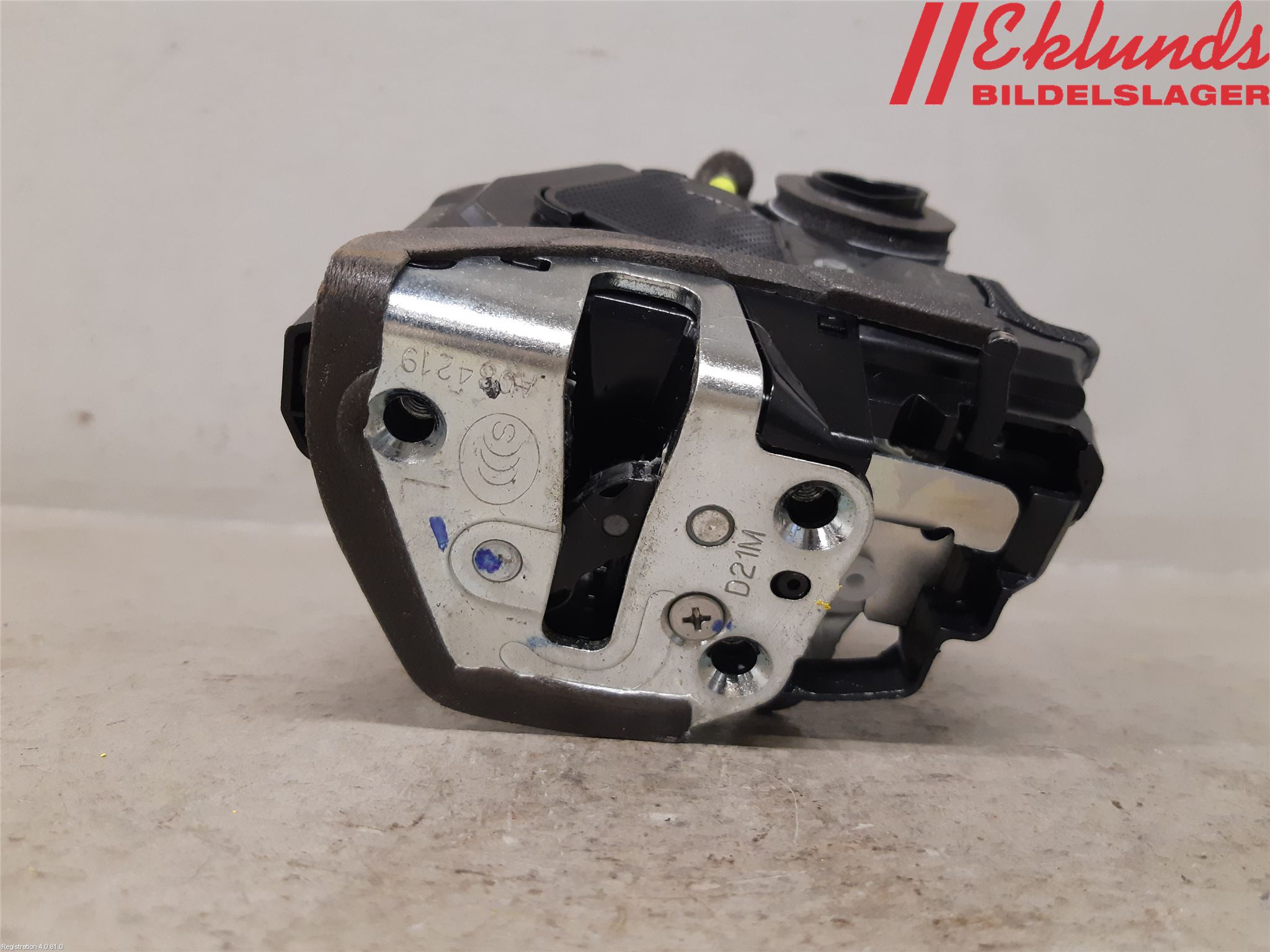 Toyota COROLLA 19- Låskista-Dörrlås