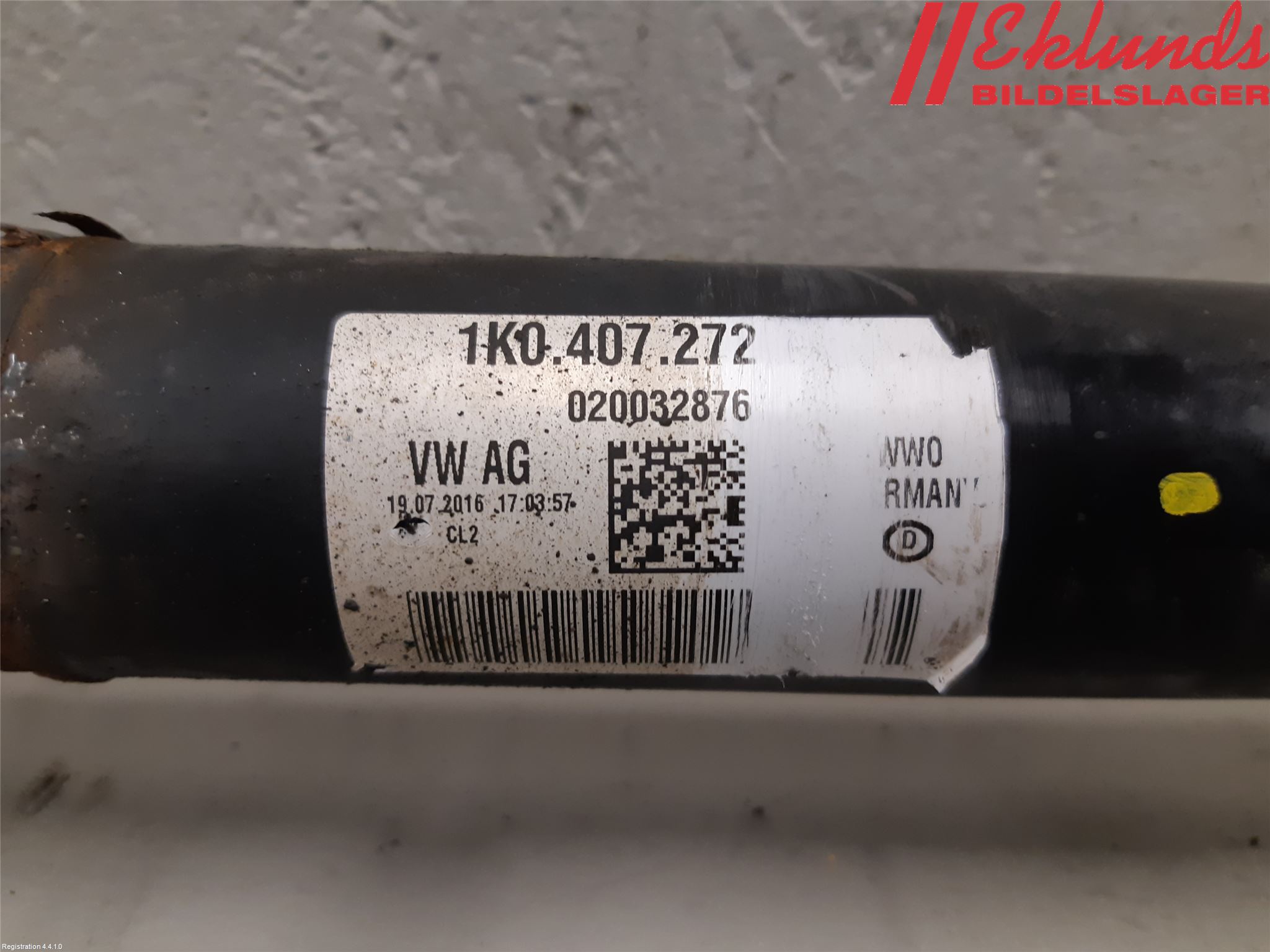 Volkswagen VW CADDY 16-20 Drivaxel Fram Höger