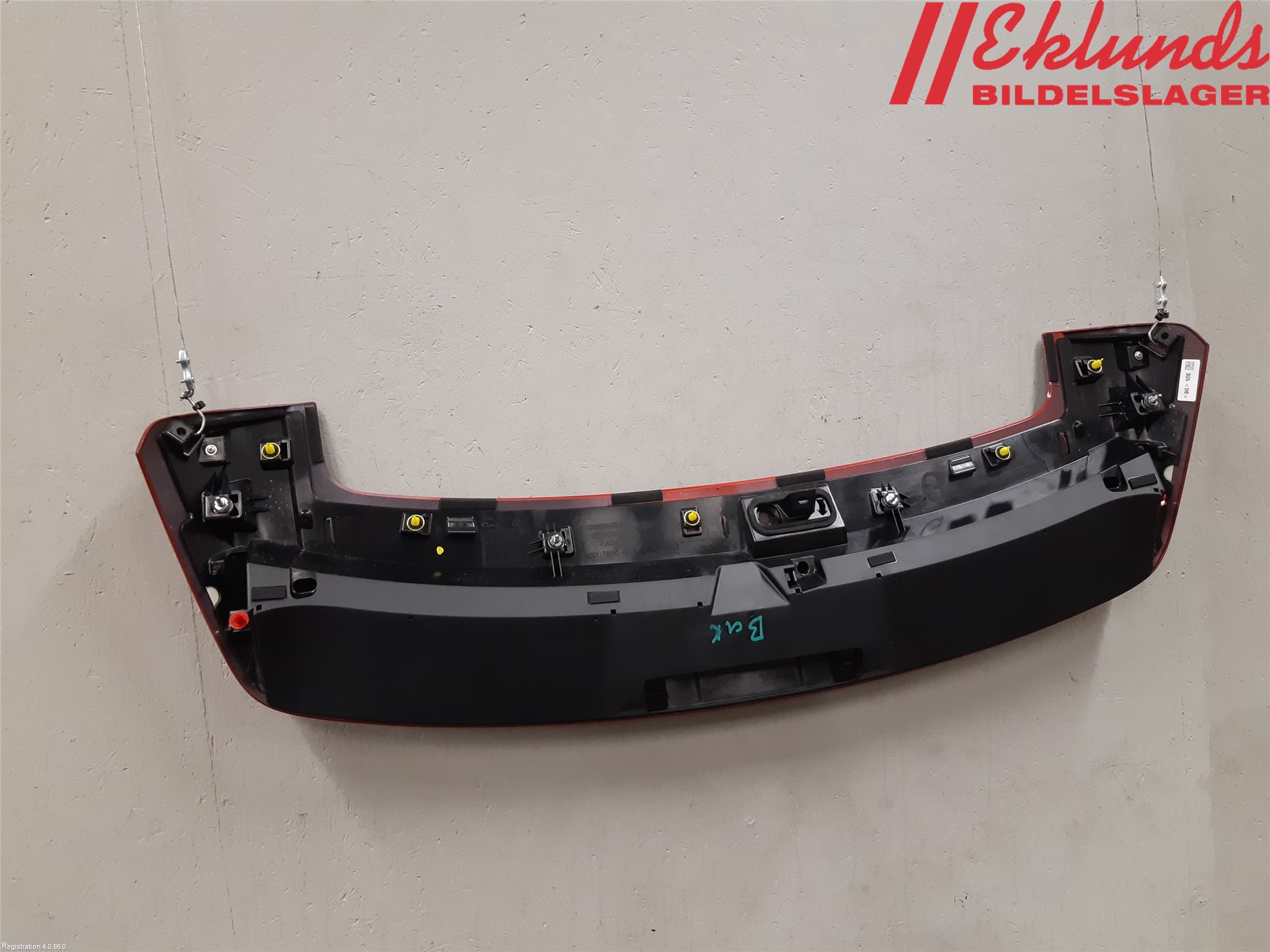 Toyota YARIS CROSS XP21 21- Spoiler Baklucka