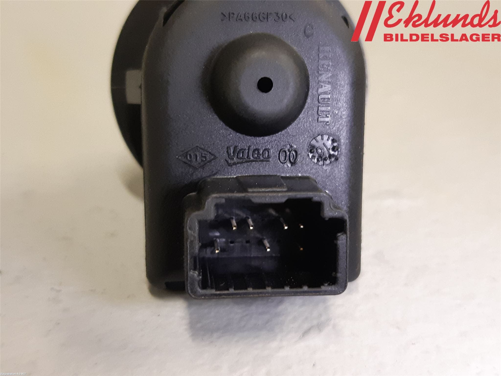 Opel VIVARO 15-19 Strömställare Spegel