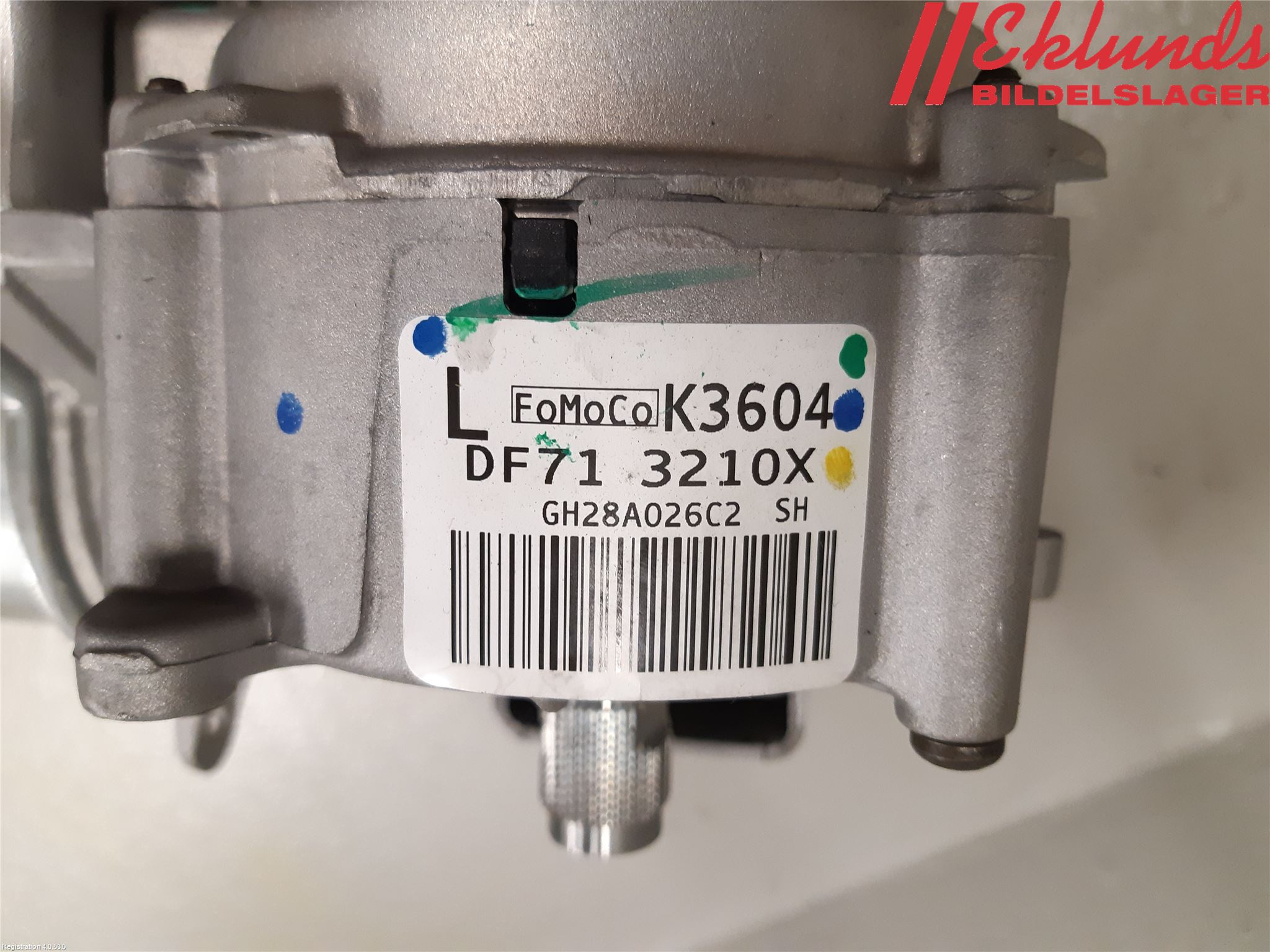 Mazda 2 (DE) 08-15 Rattaxelagg Med Inb Servo