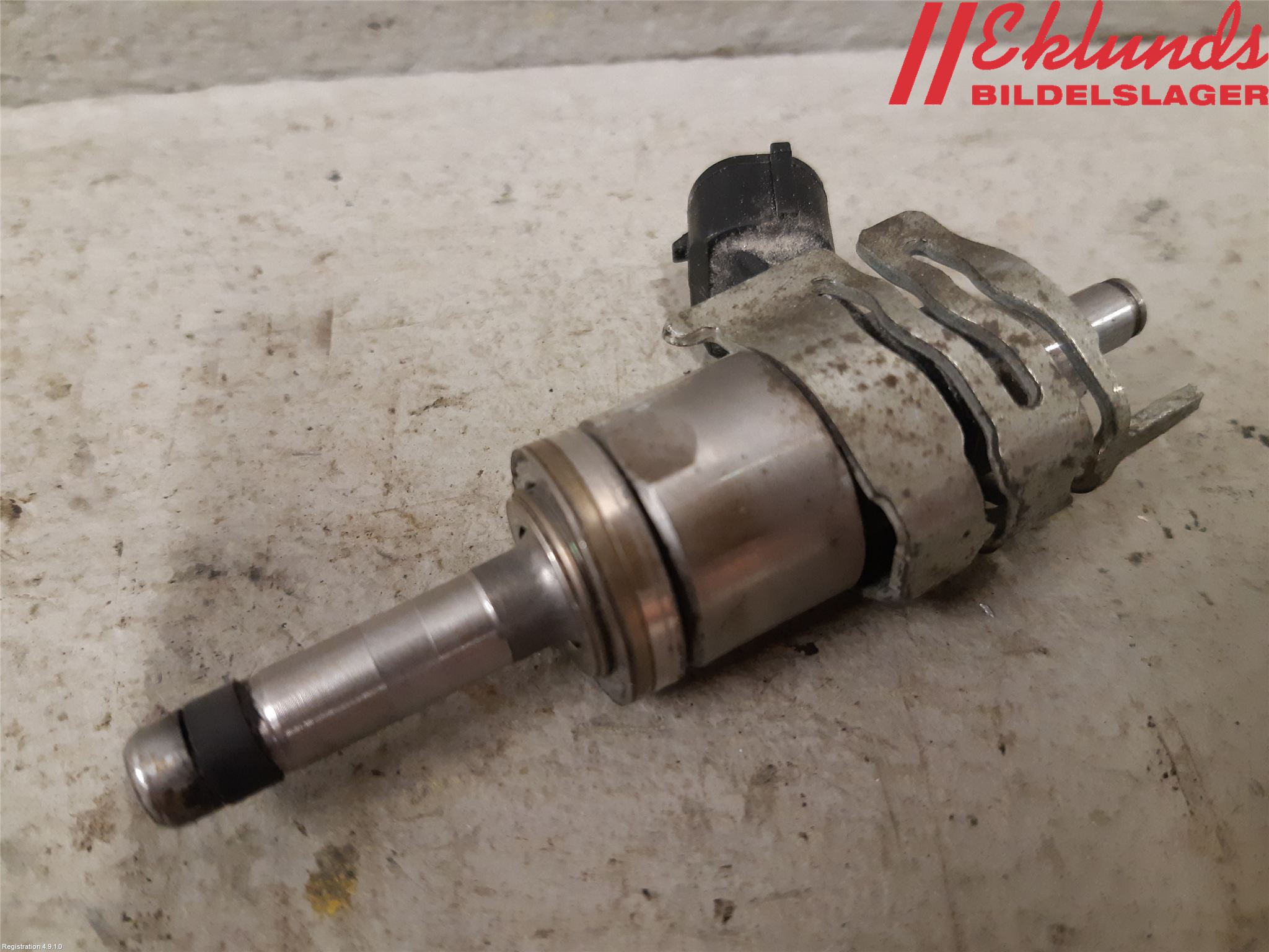 Toyota RAV4 19- Injspridare