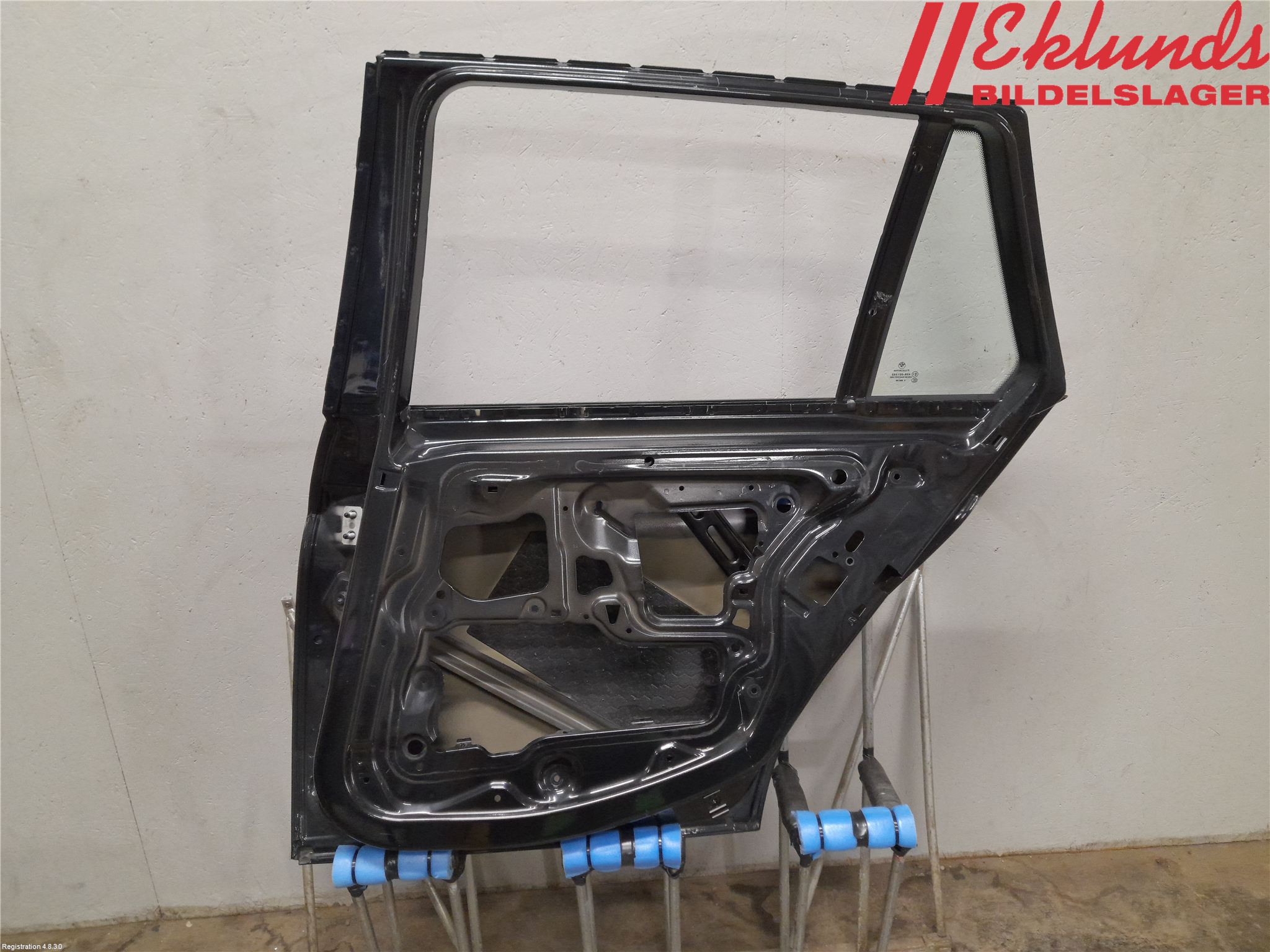 BMW 3 E90/91 SED/TOU 05-12 Dörr Bak Höger