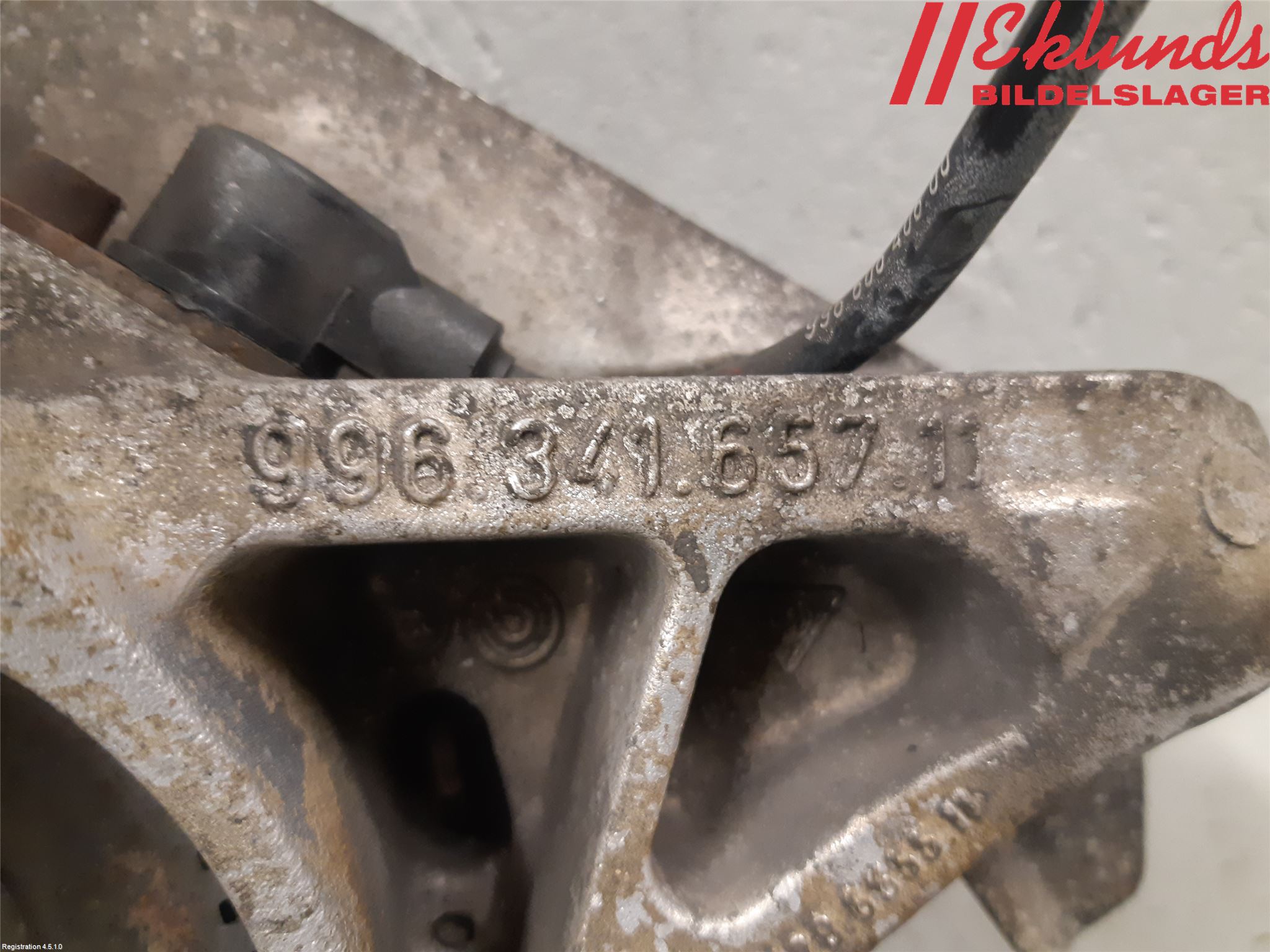 Porsche BOXSTER 96- Styrspindel Lagerhus Vä